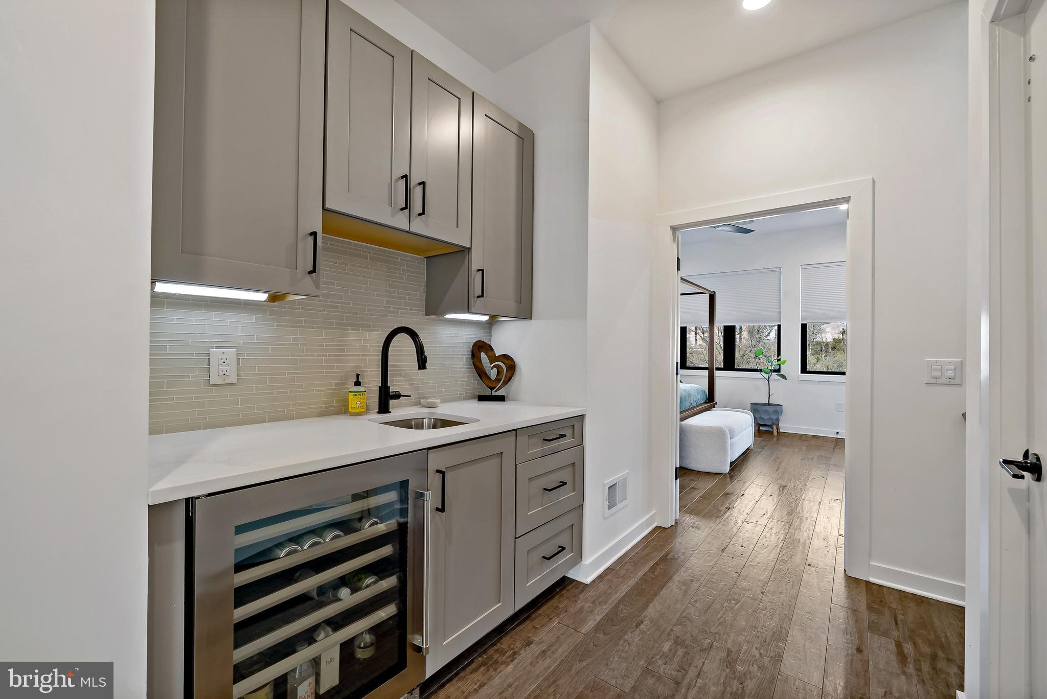 MANAYUNK - Residential