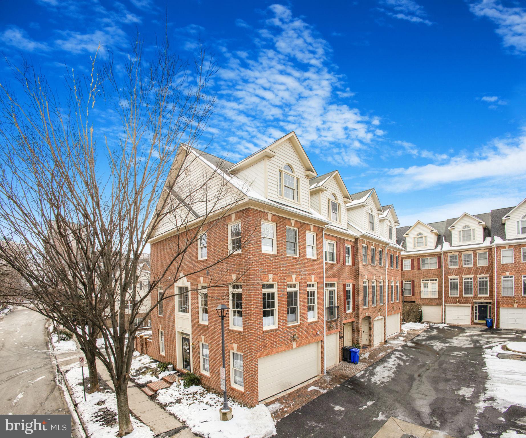 BALLSTON VILLAGE - Residential
