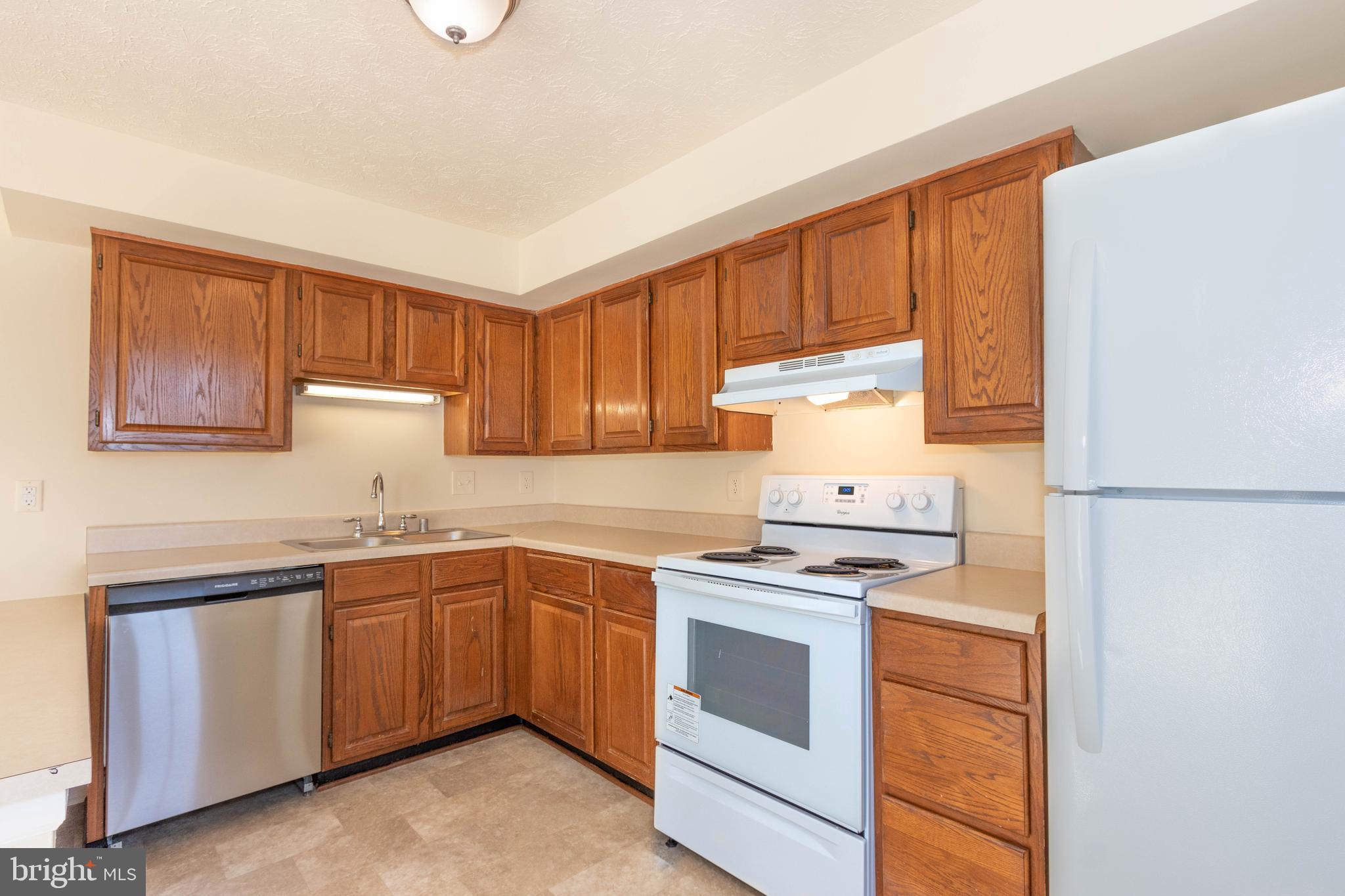 HEATHER GLEN - Residential Lease