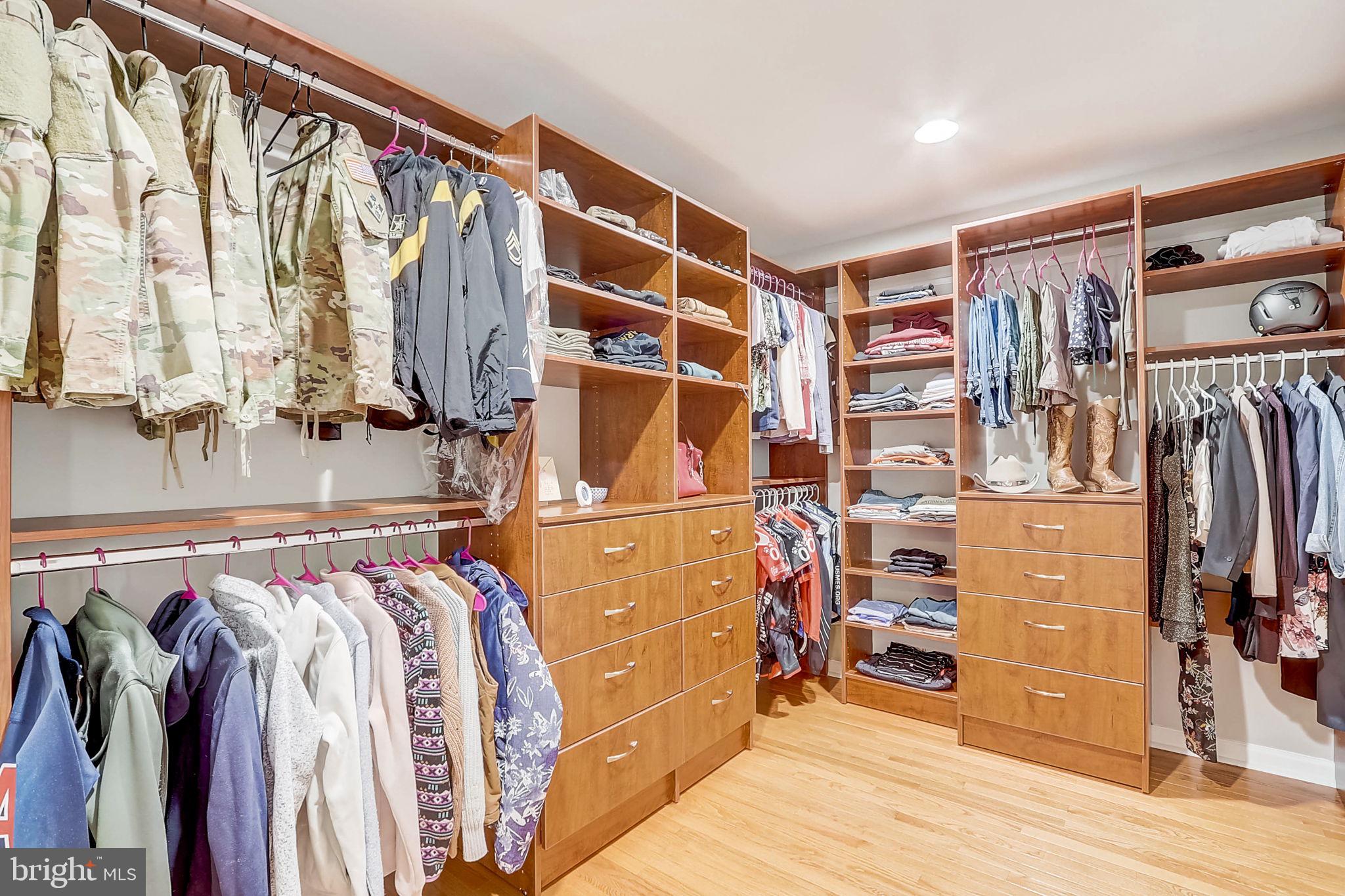 EWELLS MILL ESTATES - Residential