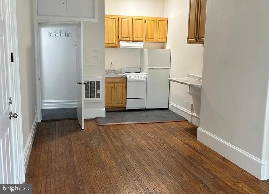 COLLEGE HILL - Commercial Sale