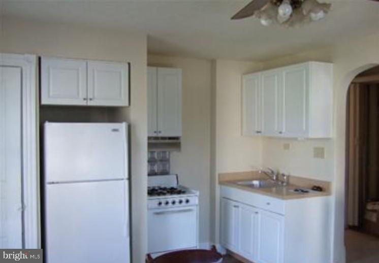 COLLEGE HILL - Commercial Sale