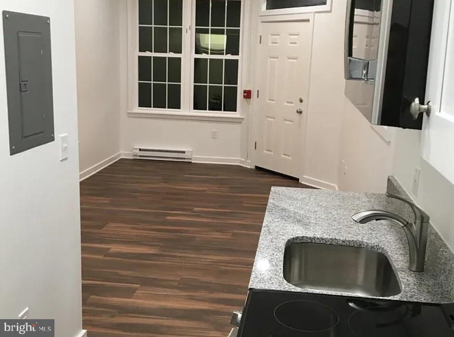 COLLEGE HILL - Commercial Sale