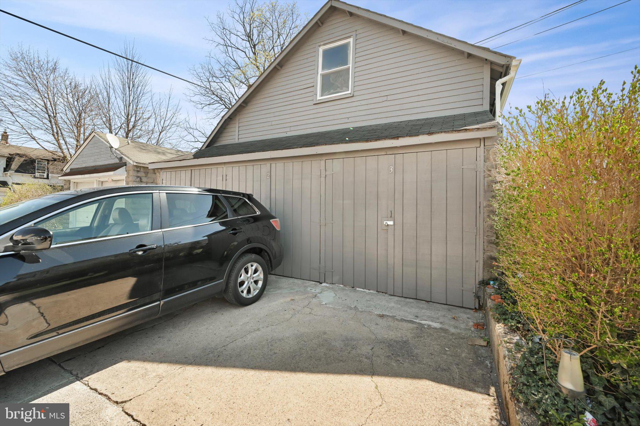 COLLEGE HILL - Commercial Sale