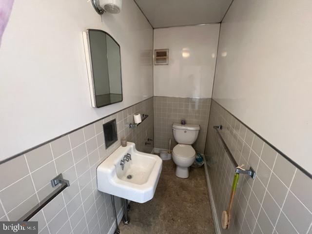 ROMNEY - Residential