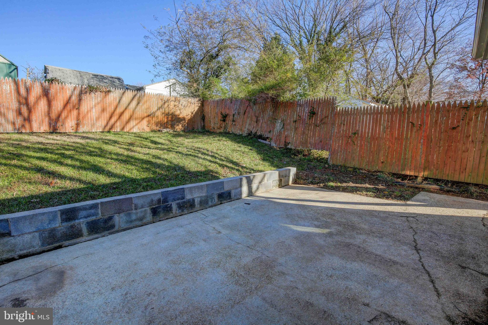 DEFENSE HEIGHTS - Residential