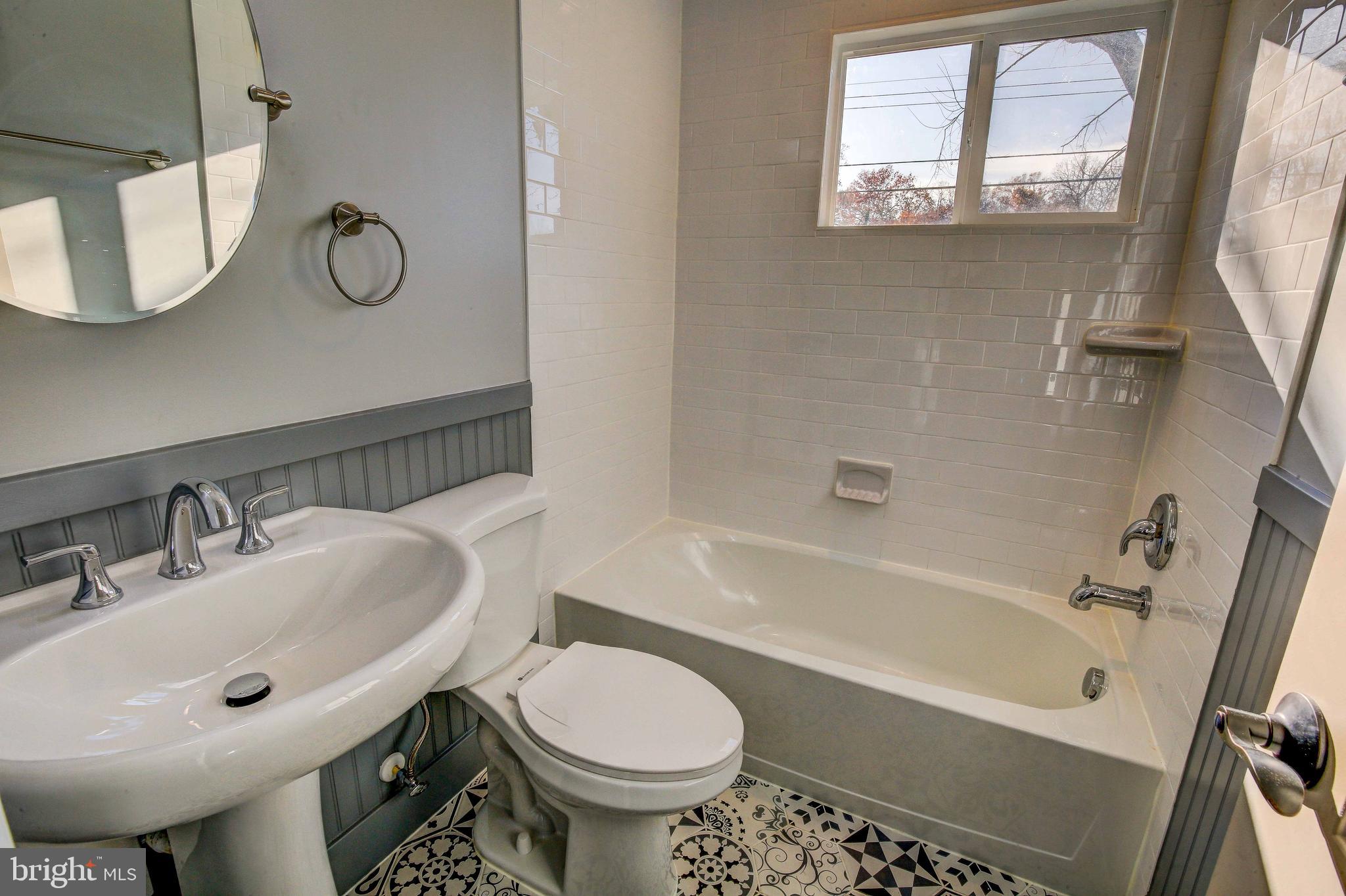 DEFENSE HEIGHTS - Residential