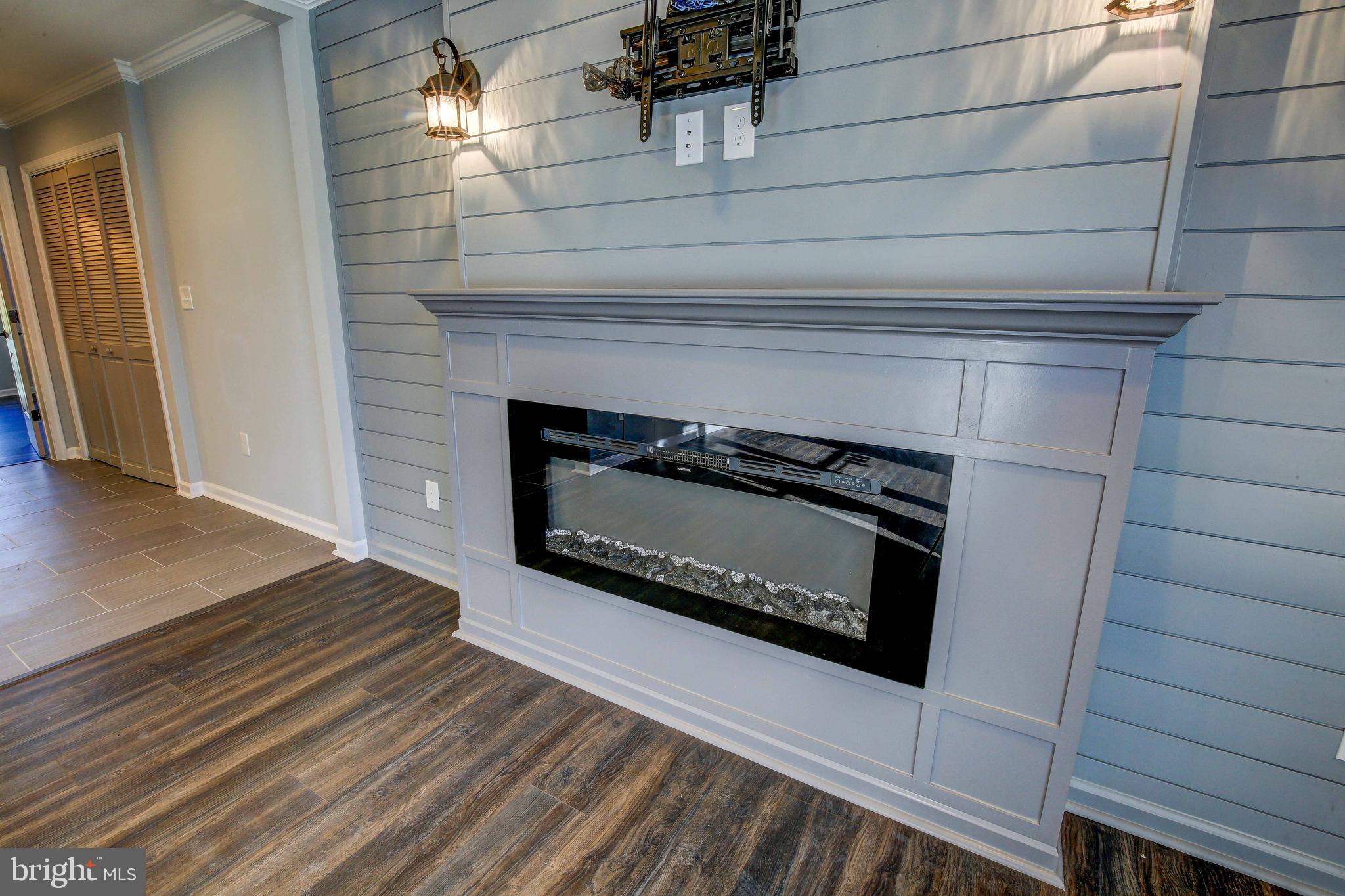 DEFENSE HEIGHTS - Residential