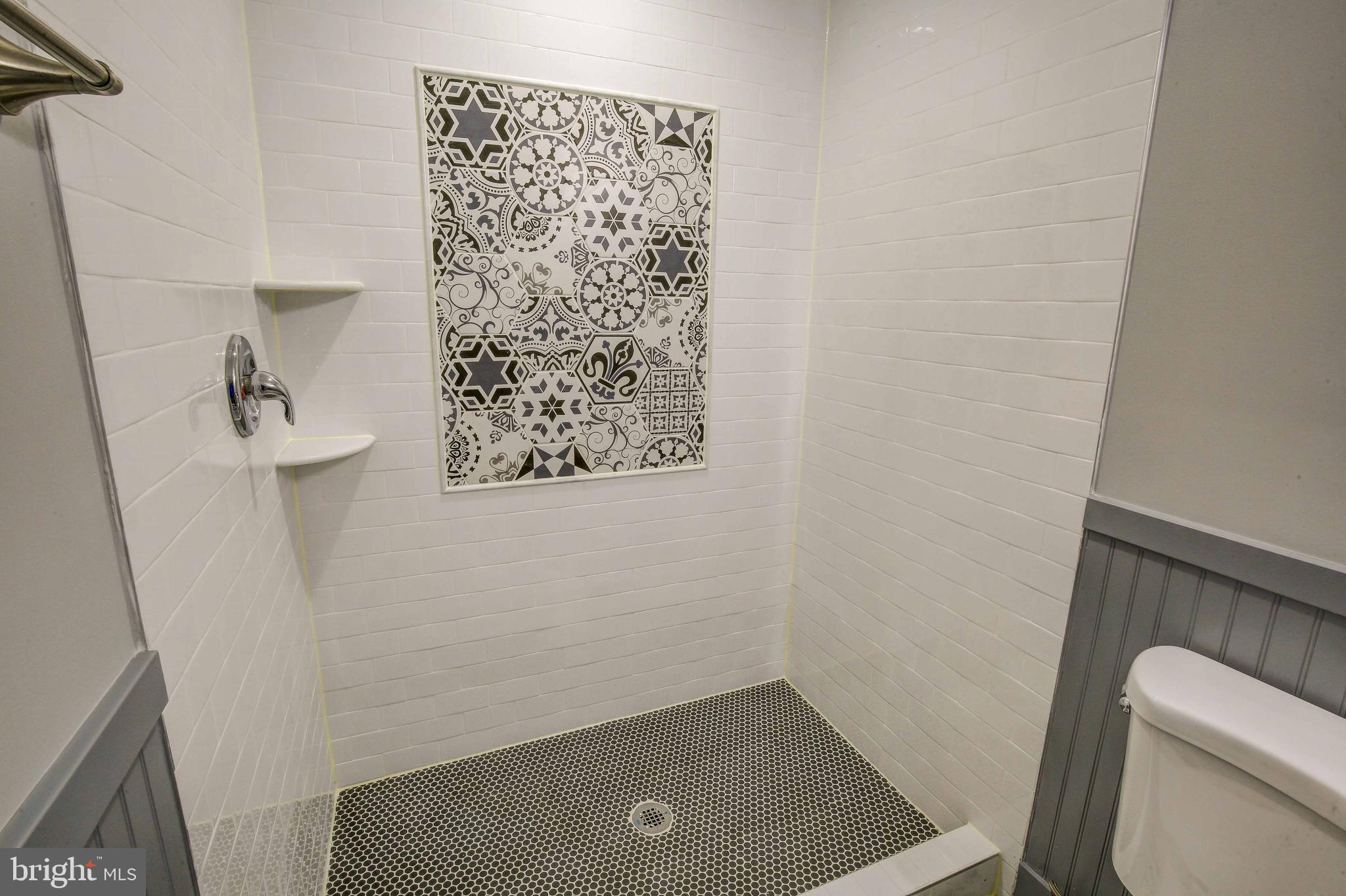 DEFENSE HEIGHTS - Residential