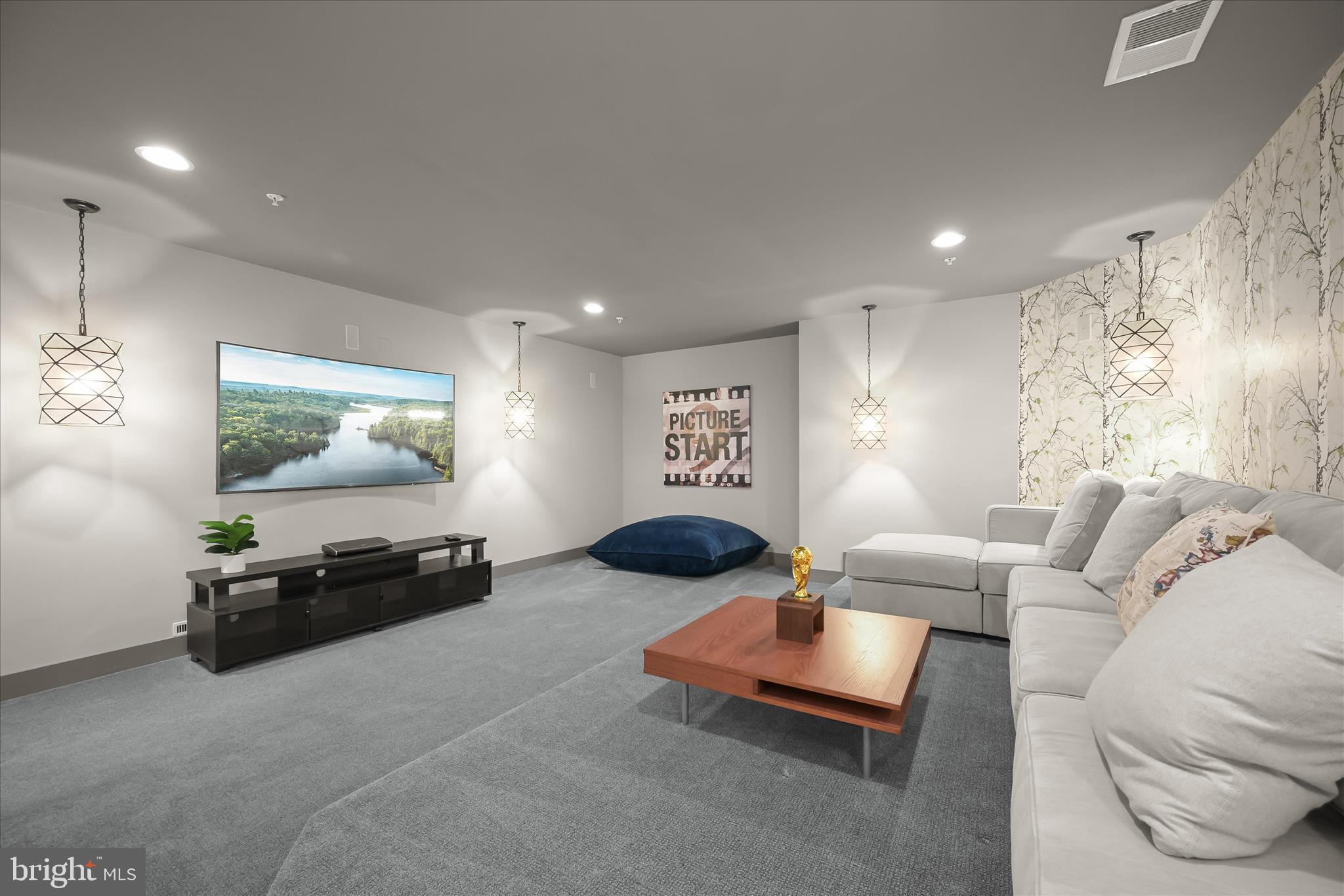 HIGHLAND RESERVE - Residential