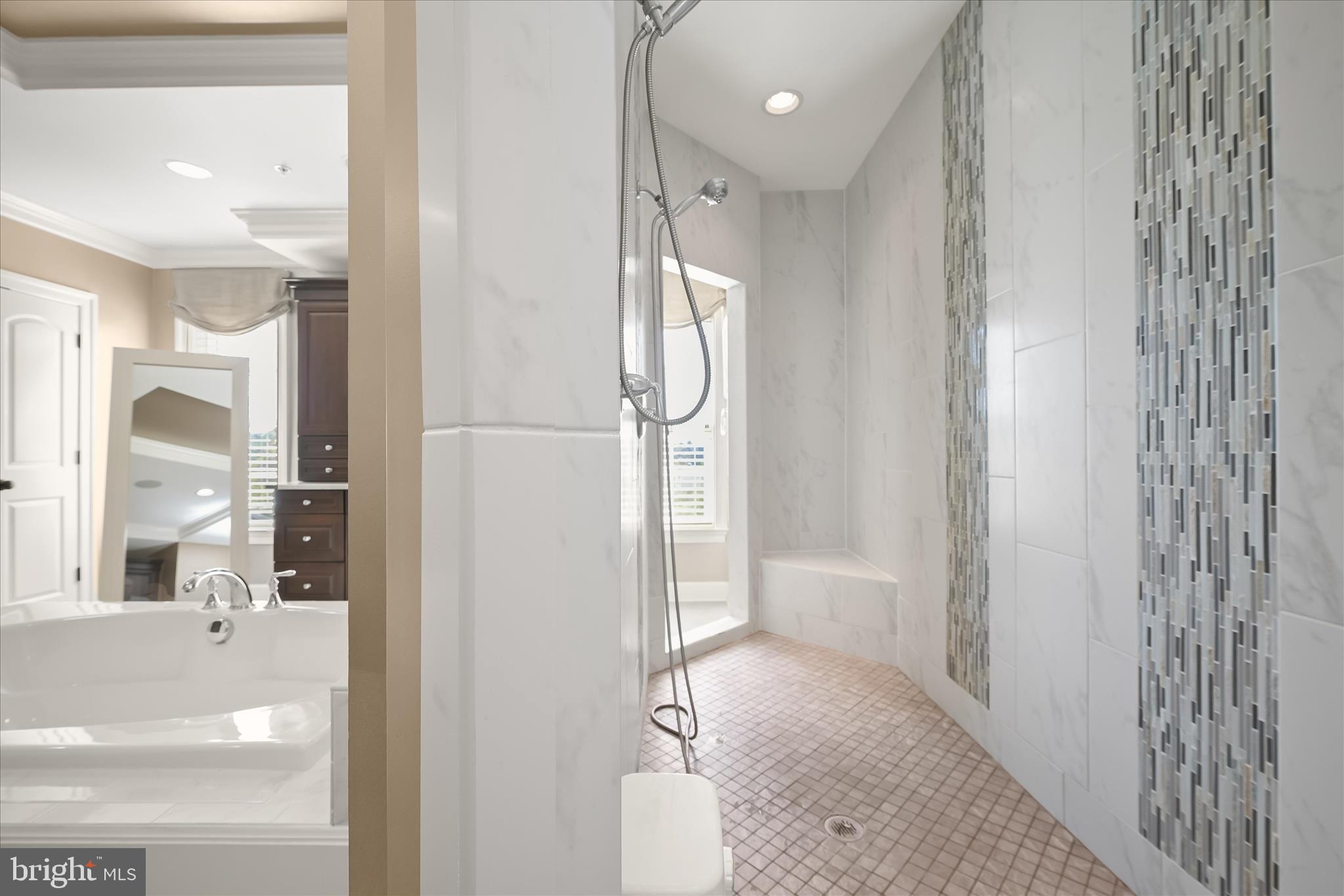 HIGHLAND RESERVE - Residential