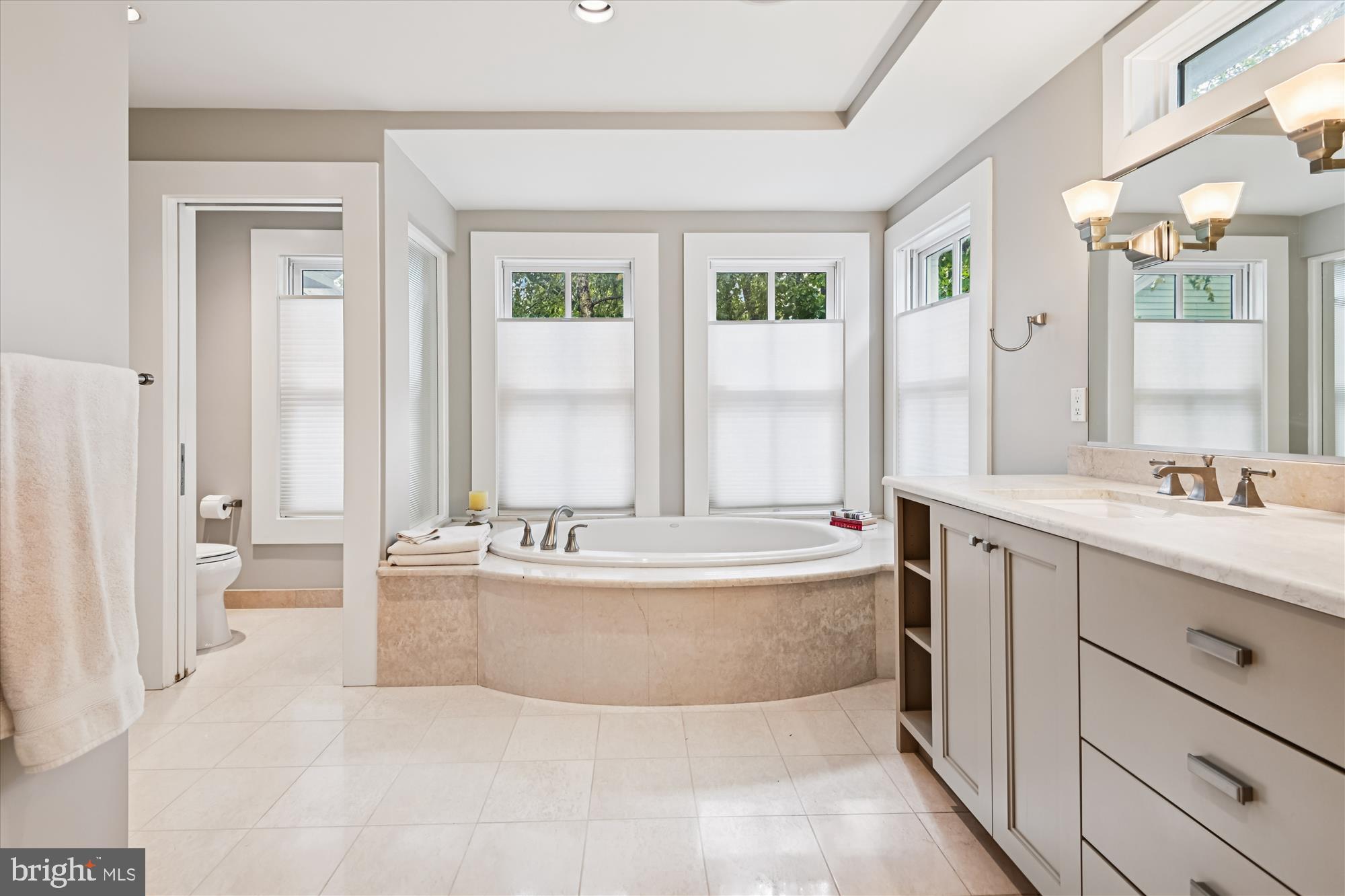 EASTPORT - Residential