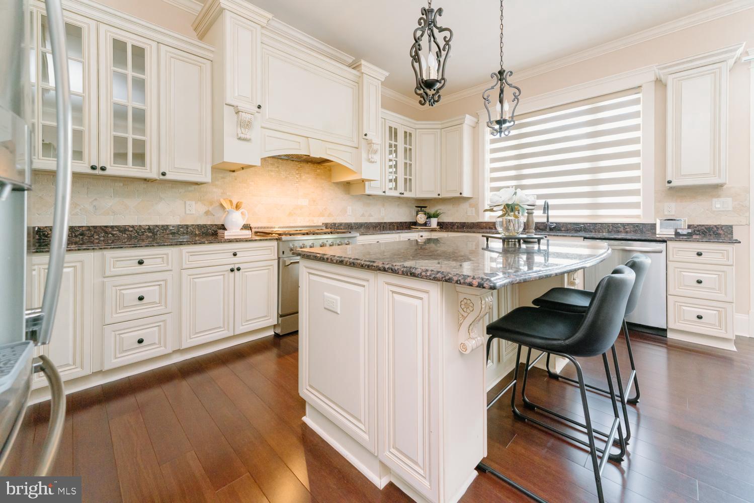 VIENNA WOODS - Residential