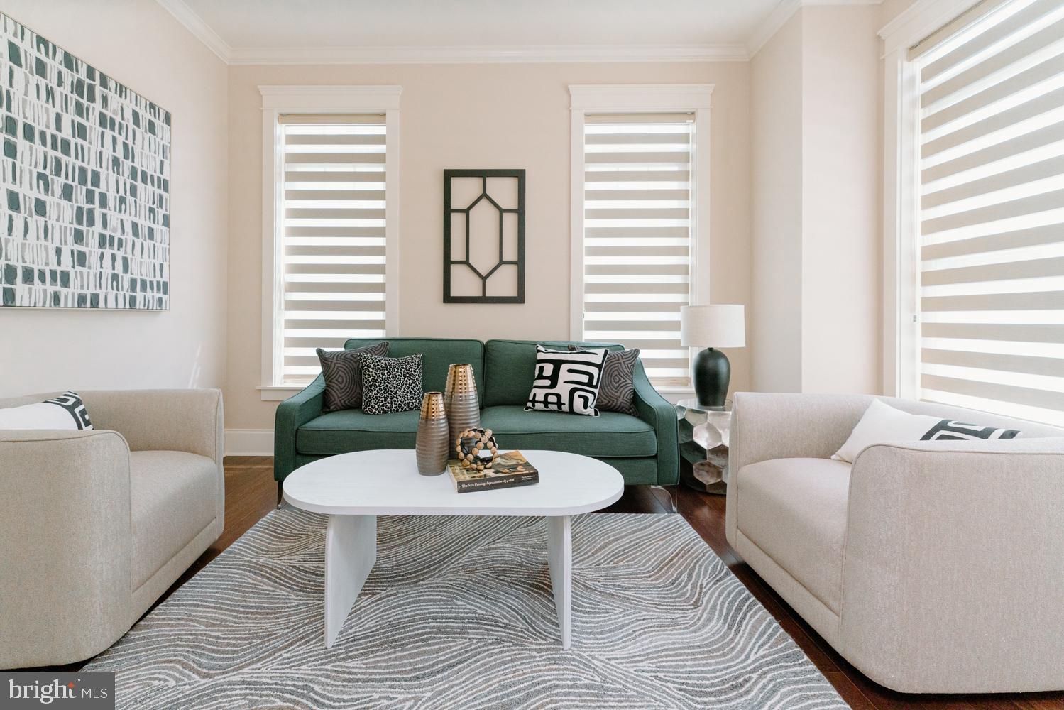 VIENNA WOODS - Residential