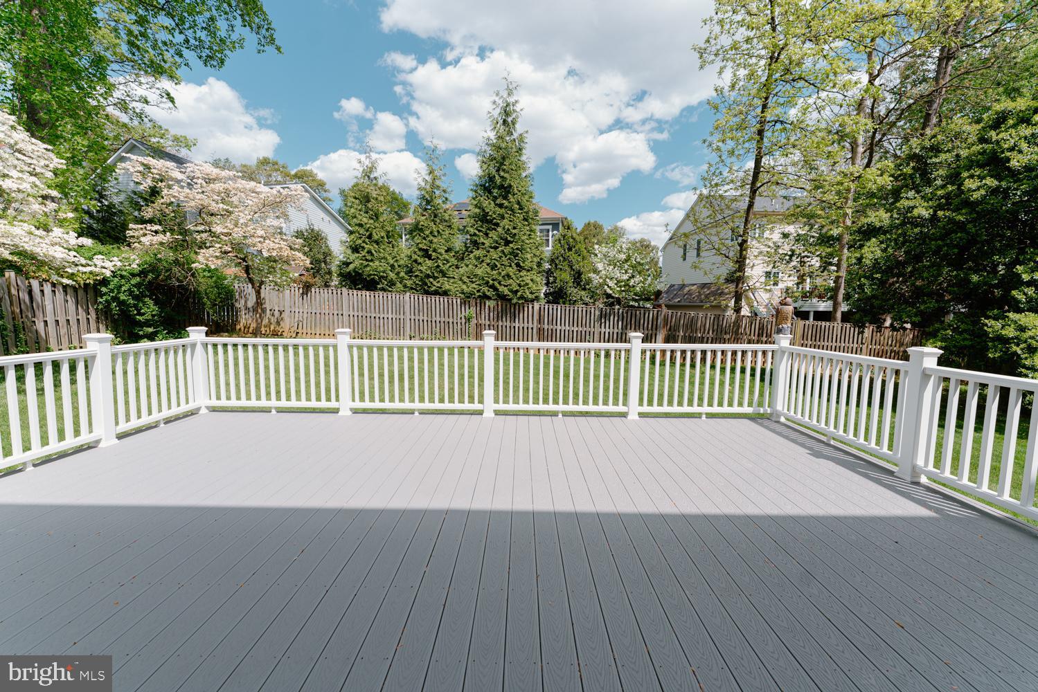 VIENNA WOODS - Residential