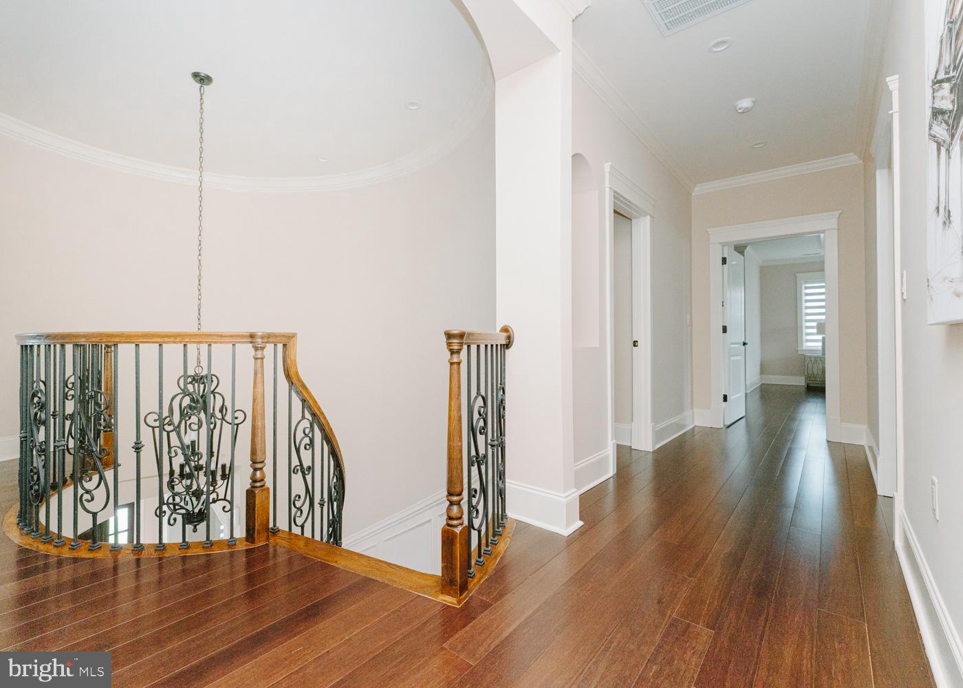 VIENNA WOODS - Residential