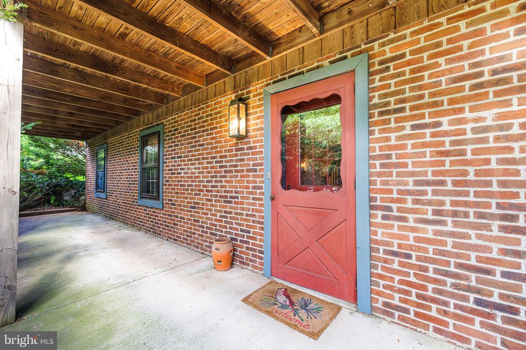 Photo of 34 Pinewood Avenue, Lititz, PA 17543 (MLS # PALA2053048)