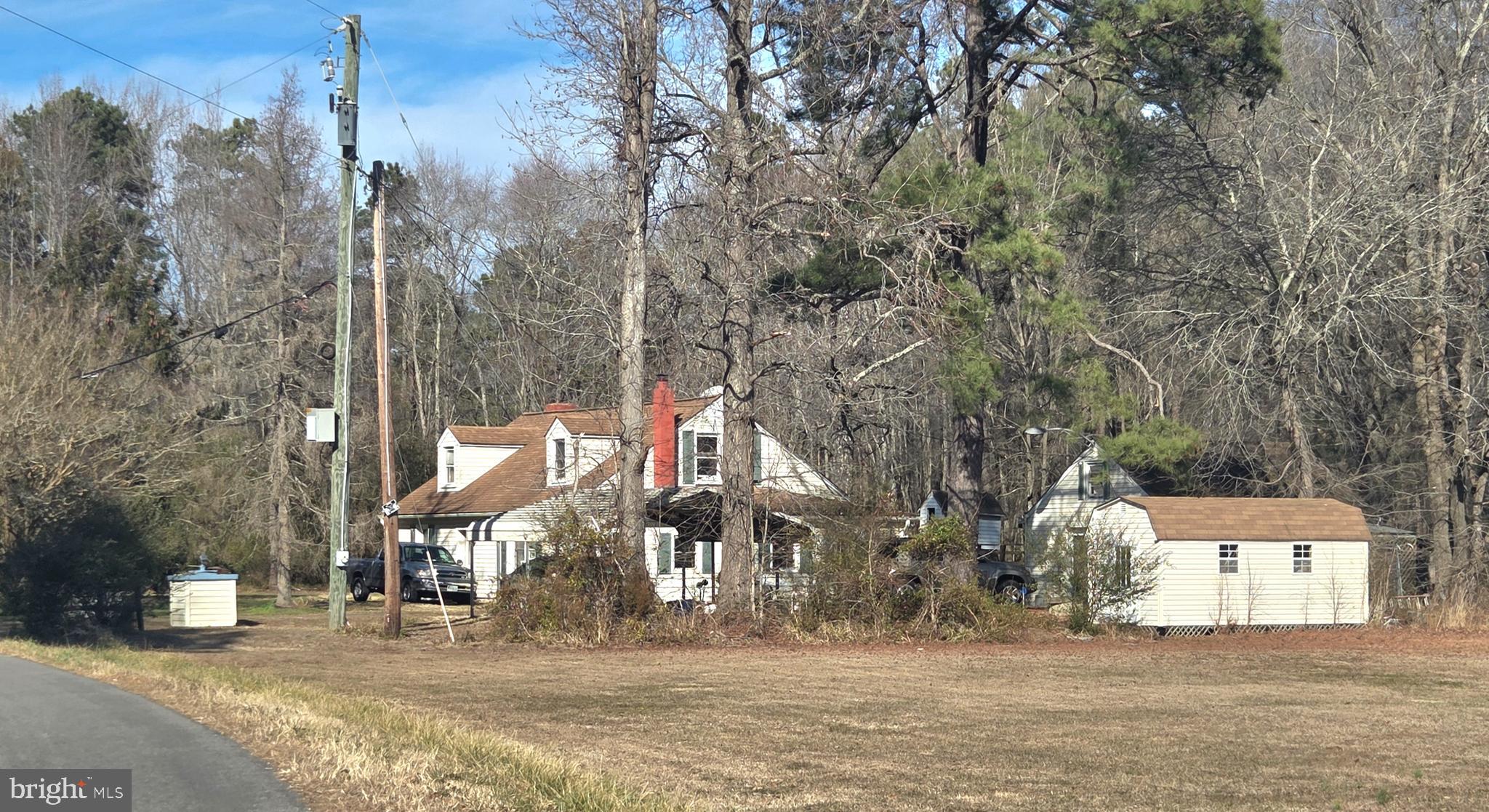 COLONIAL BEACH - Residential