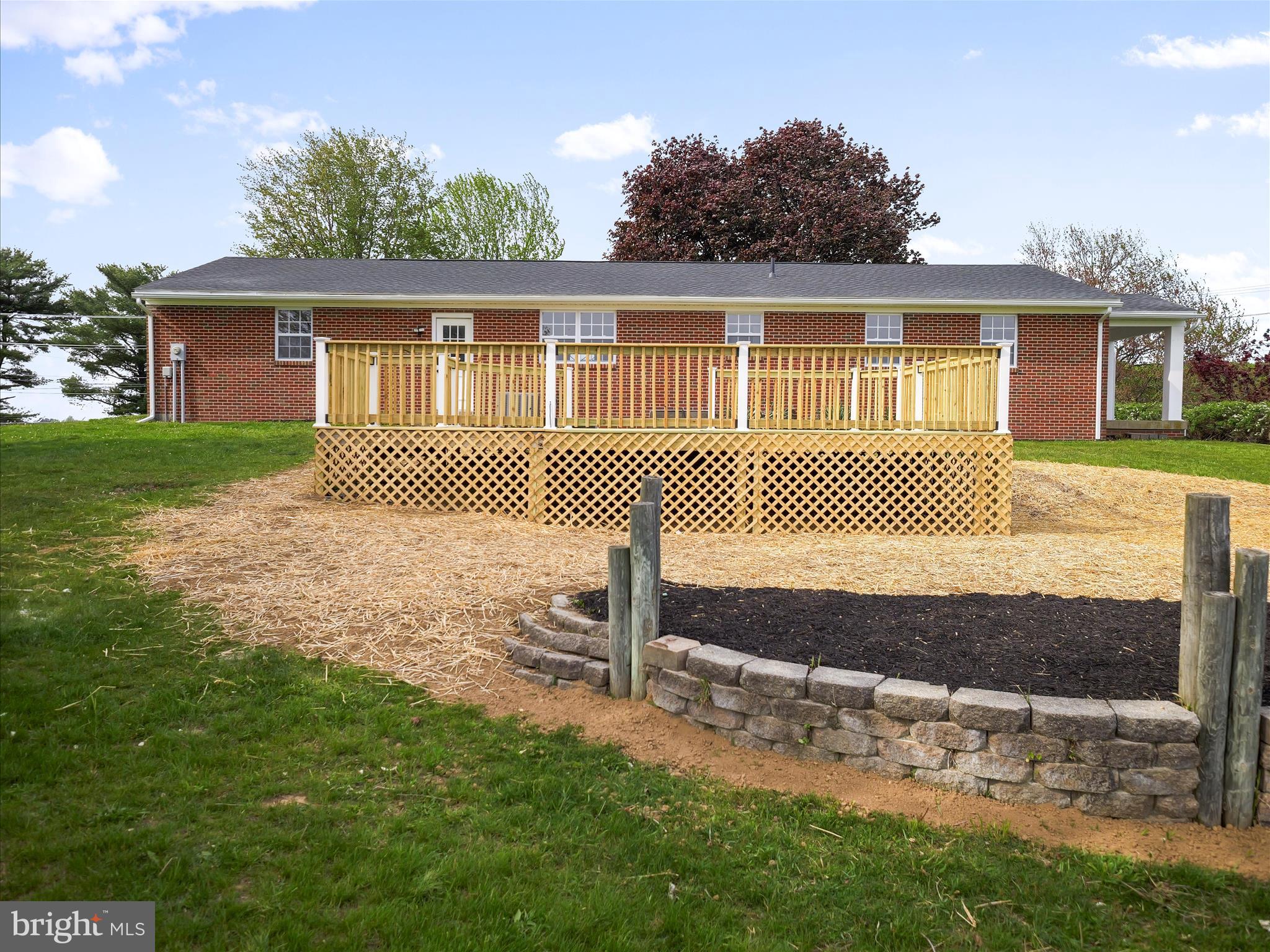 WAYNESBORO - Residential