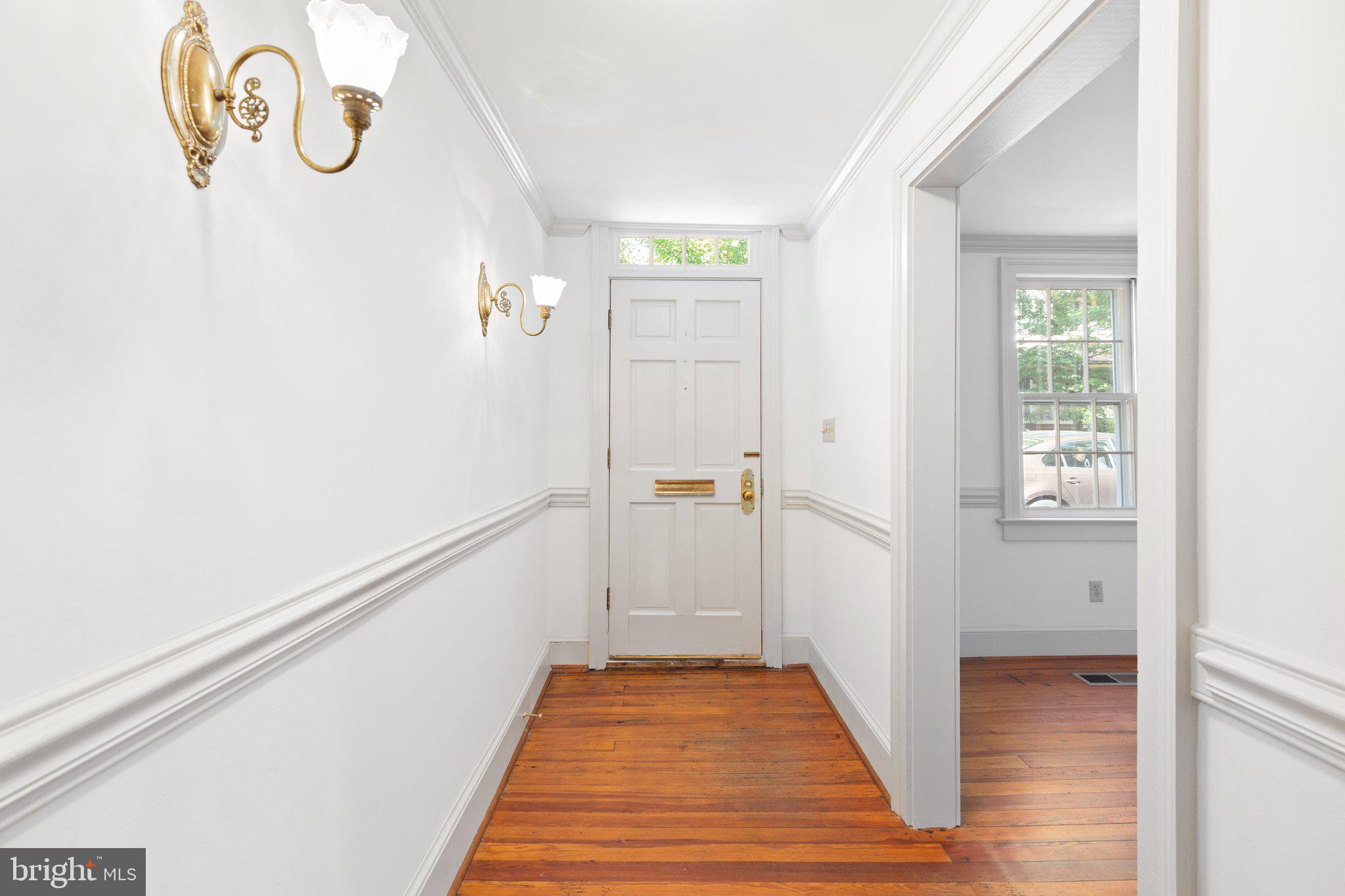 1307 CAROLINE STREET