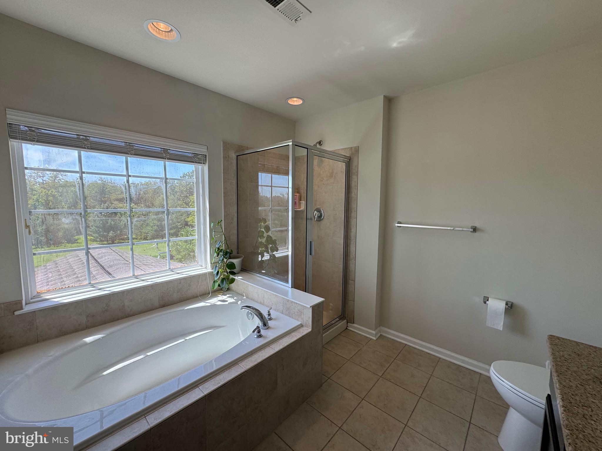 APPLECROSS - Residential Lease