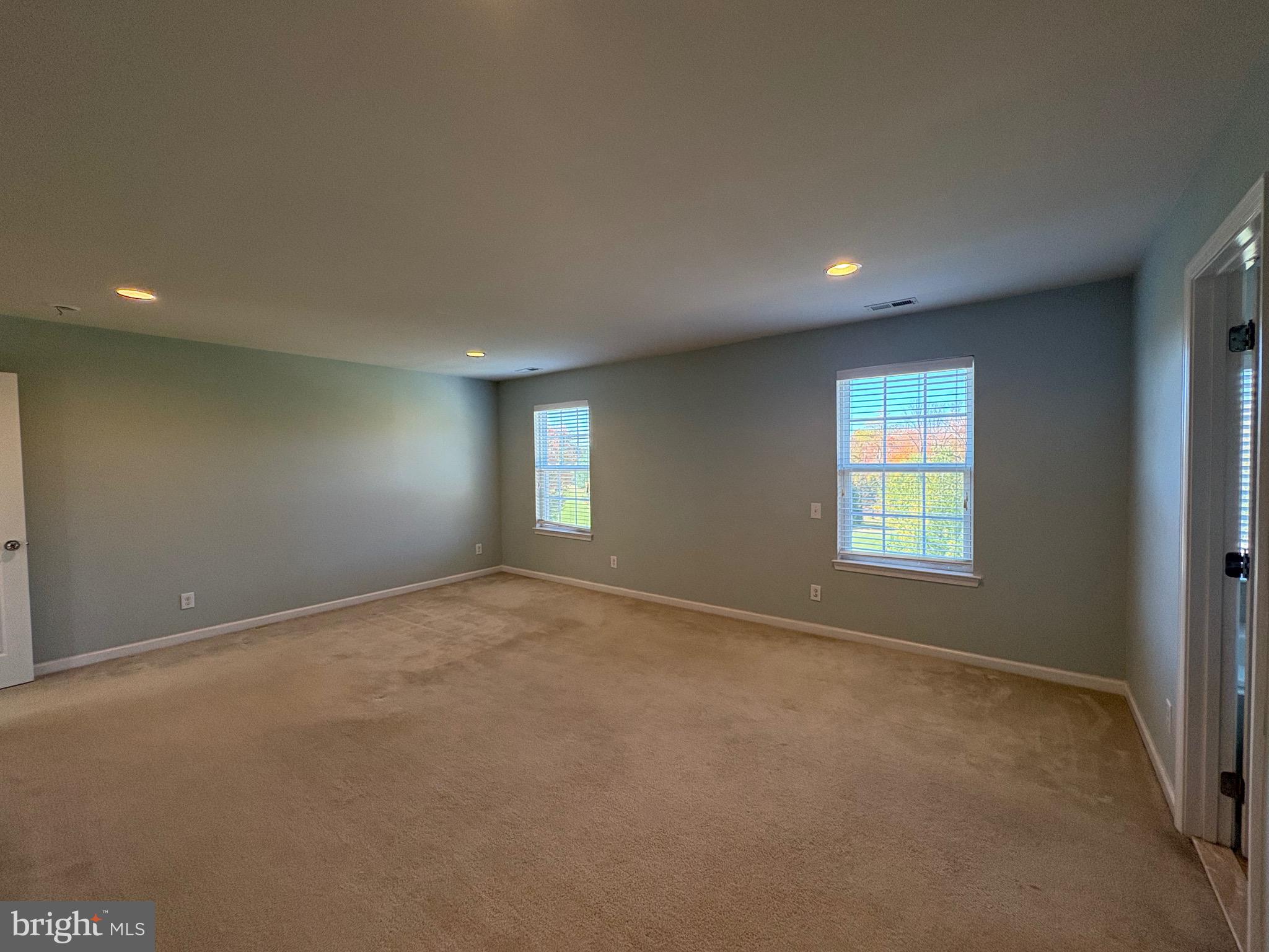 APPLECROSS - Residential Lease