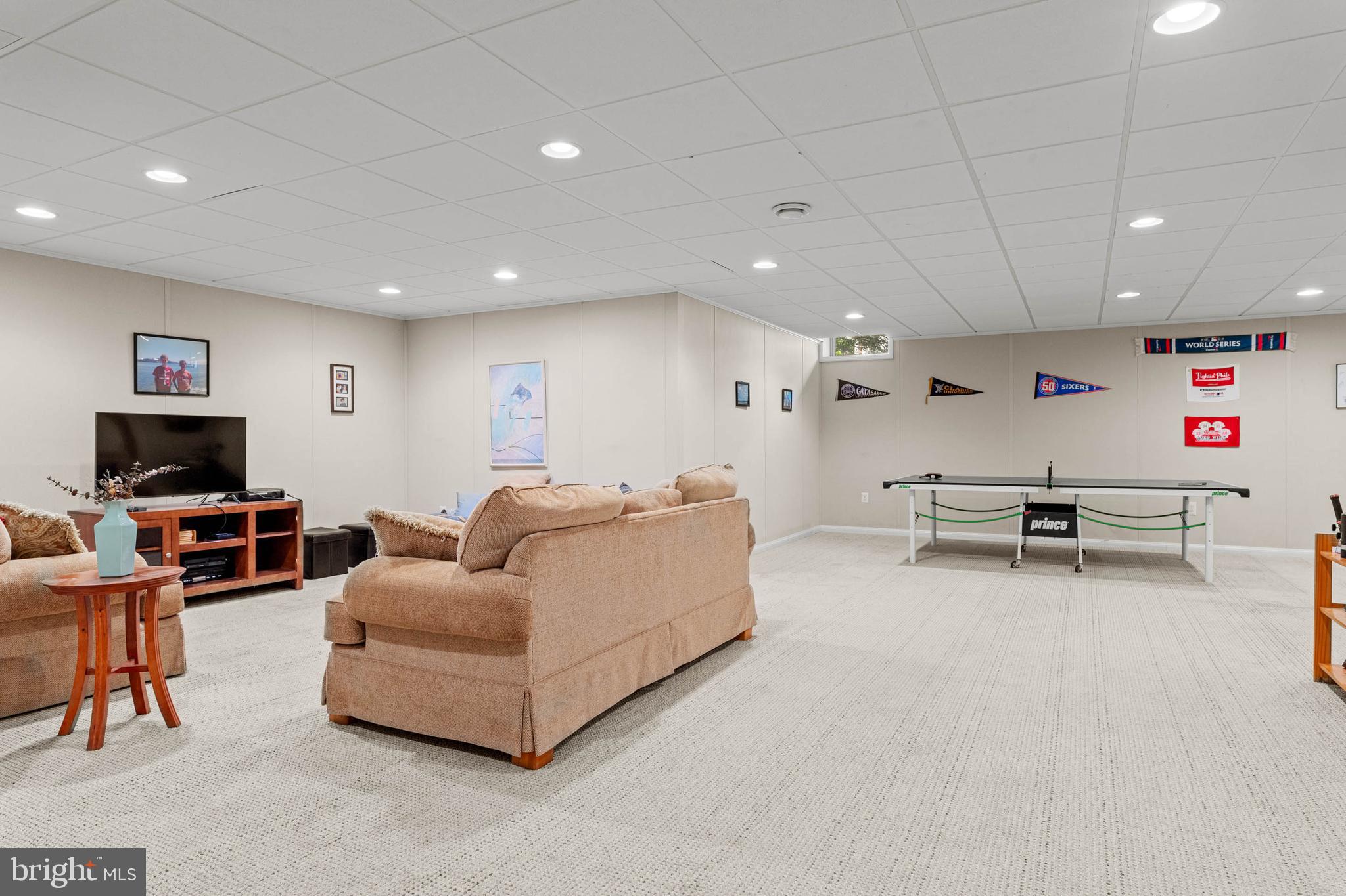 CHERRY CREEK - Residential