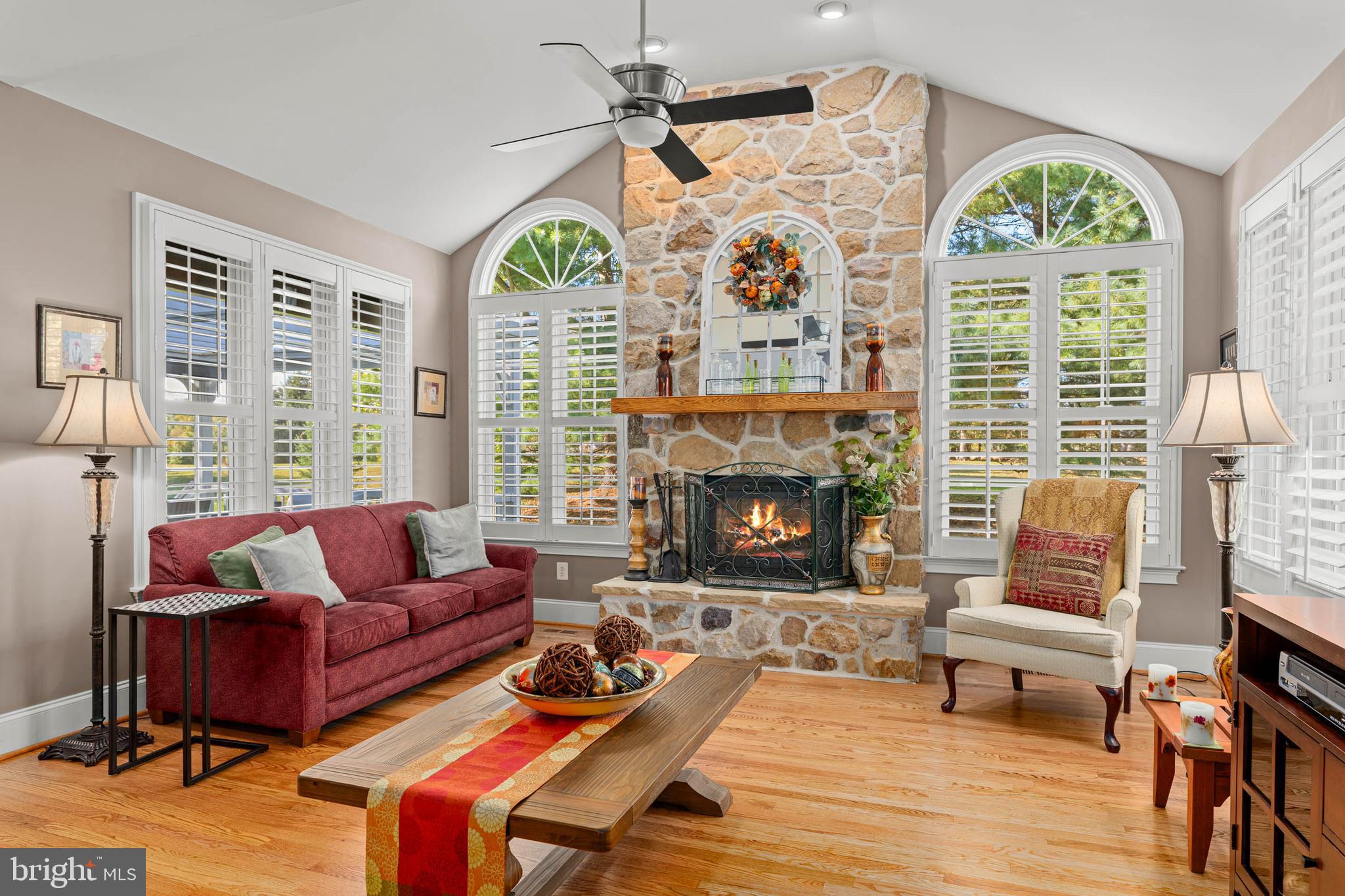 CHERRY CREEK - Residential