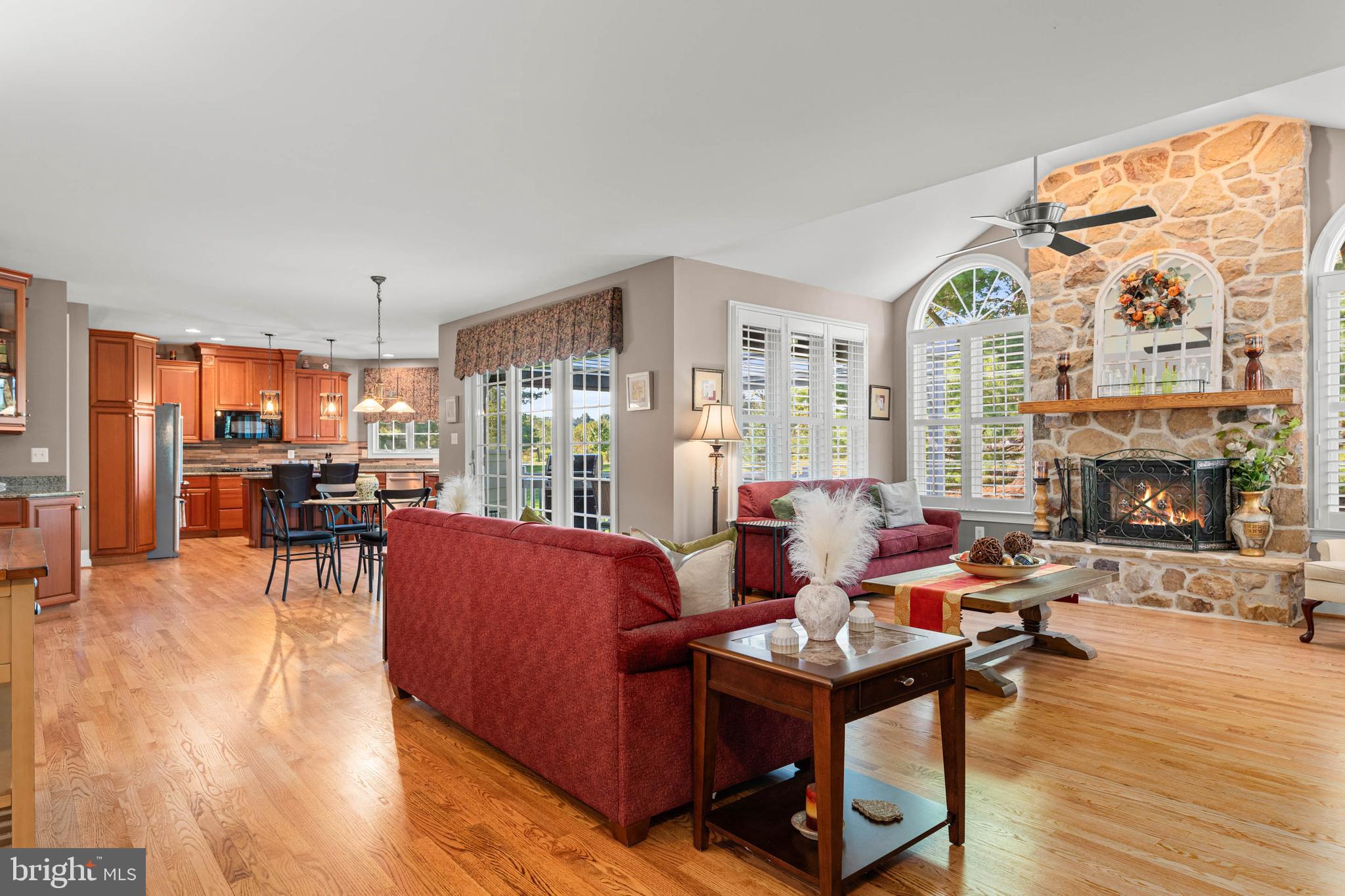 CHERRY CREEK - Residential