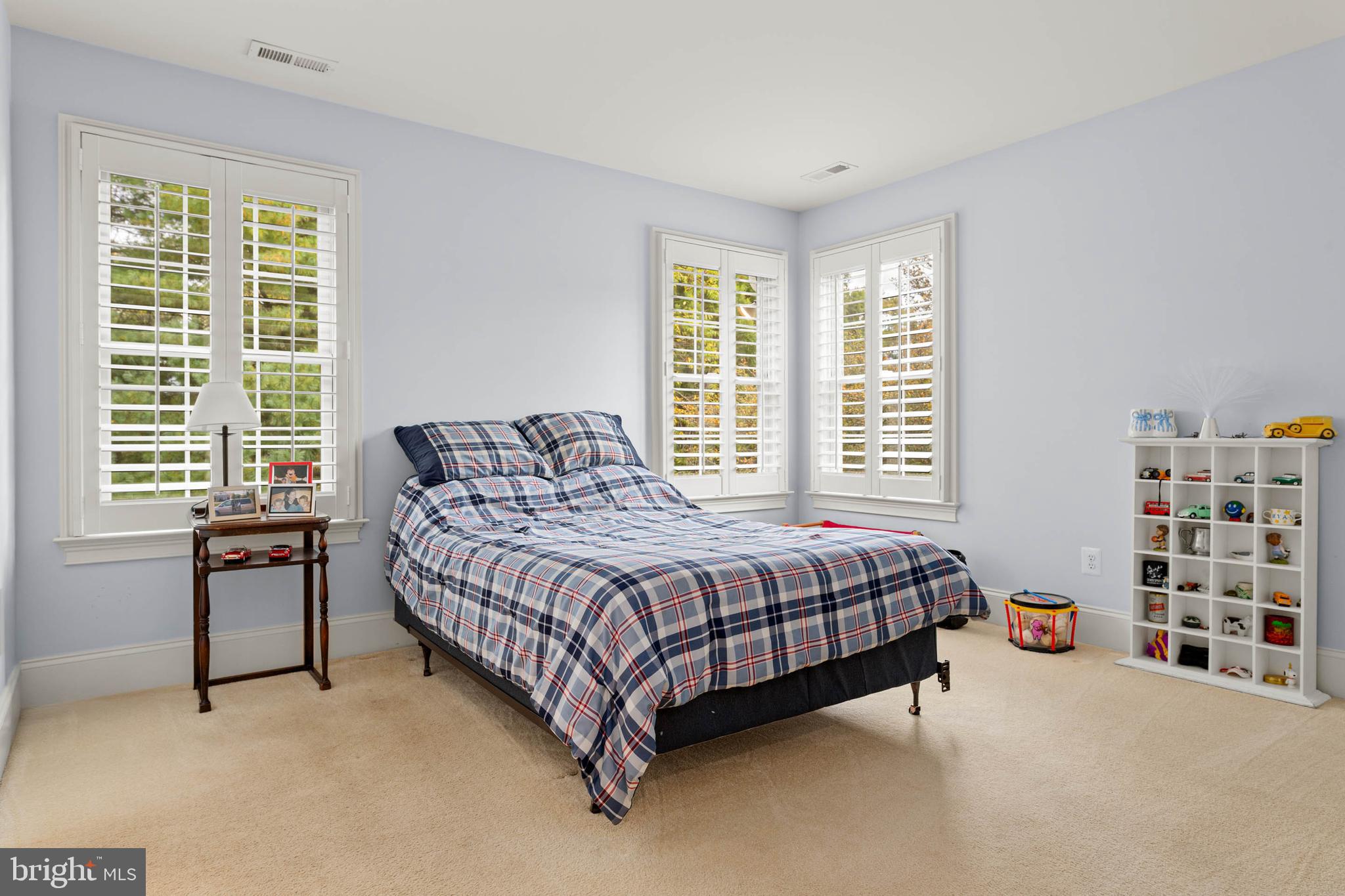 CHERRY CREEK - Residential