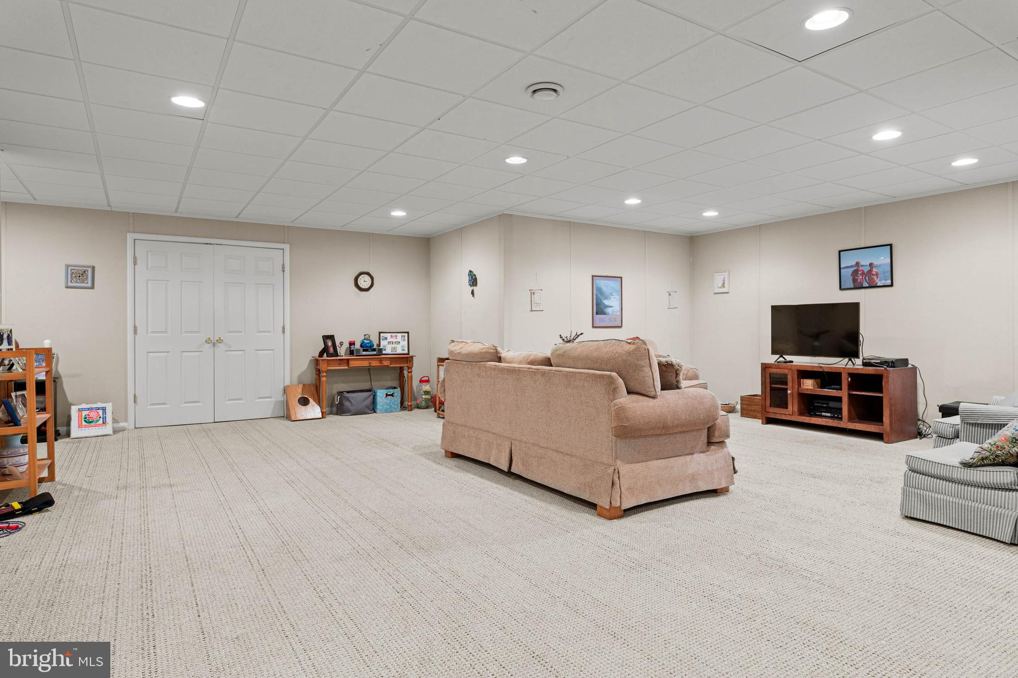 CHERRY CREEK - Residential