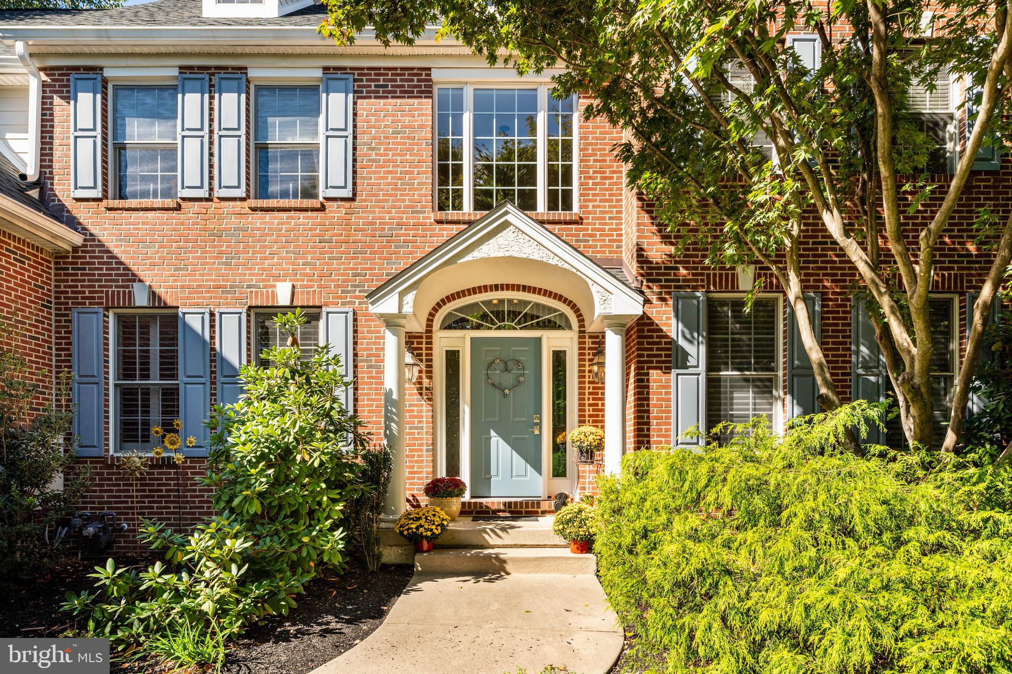 CHERRY CREEK - Residential