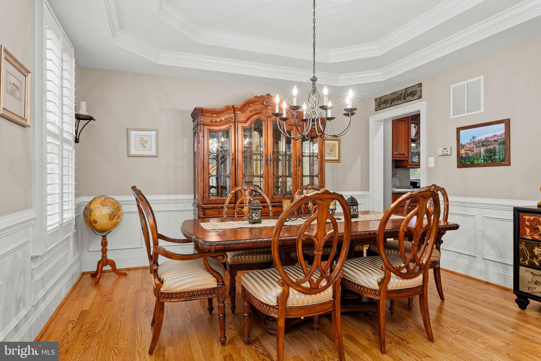 CHERRY CREEK - Residential