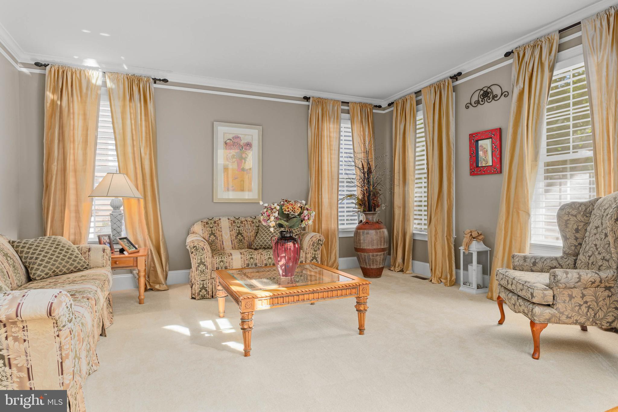 CHERRY CREEK - Residential