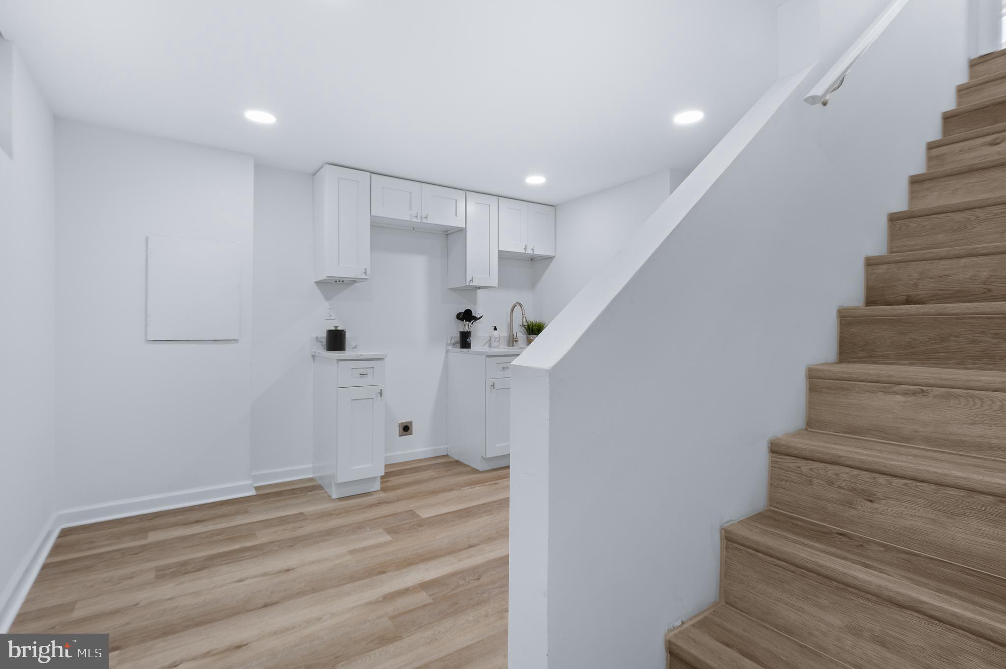 COLUMBIA HIGHLANDS - Residential