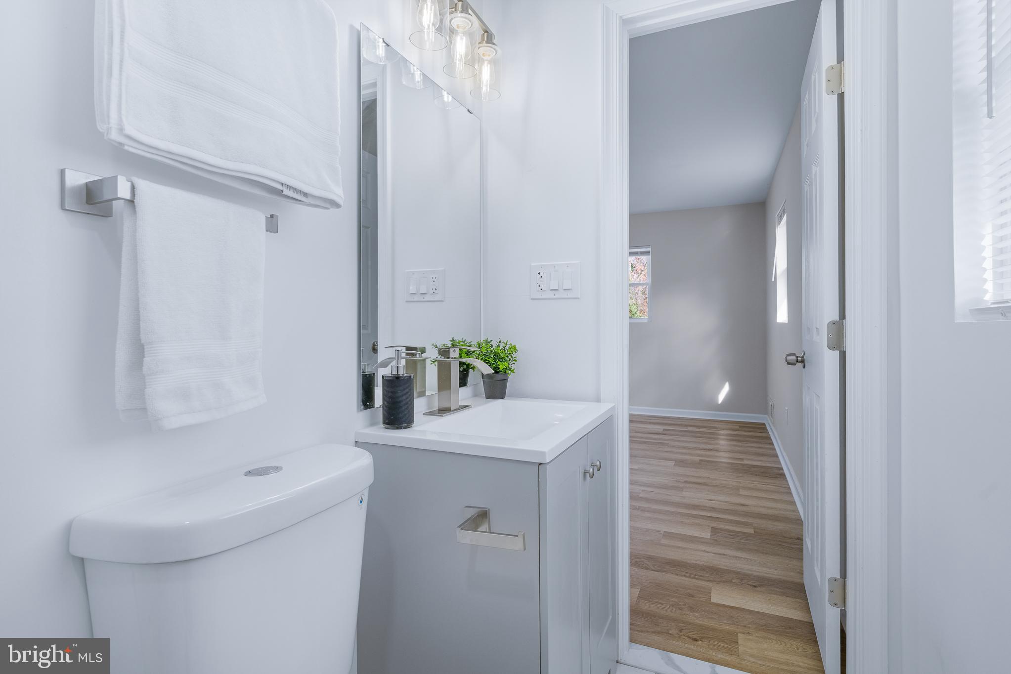 COLUMBIA HIGHLANDS - Residential