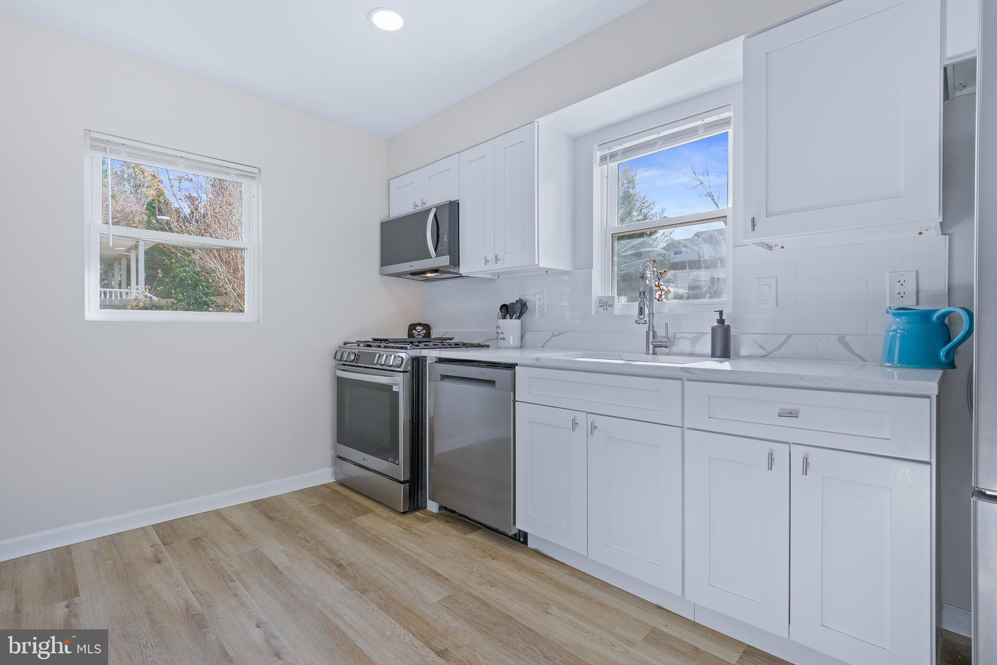 COLUMBIA HIGHLANDS - Residential