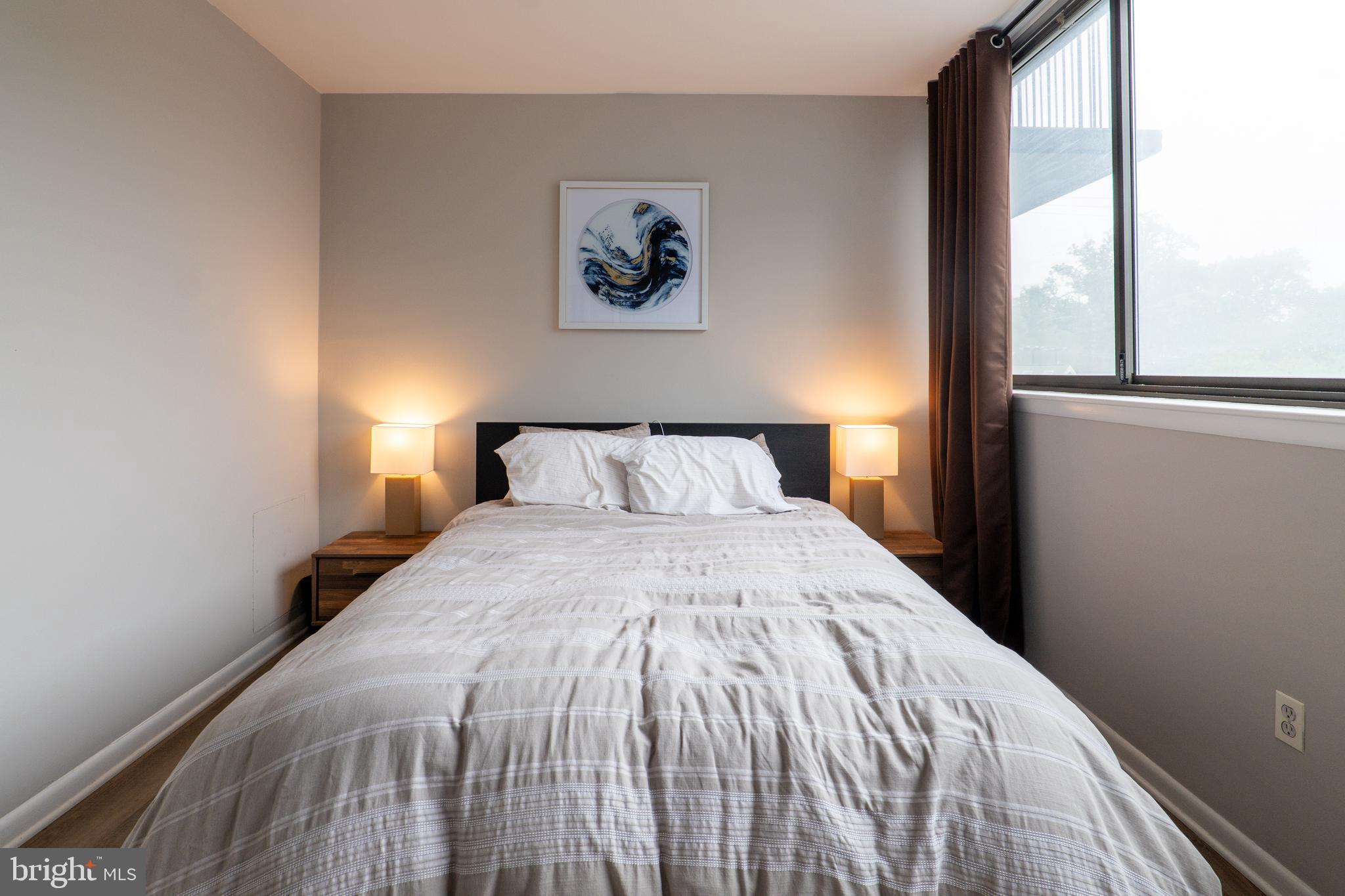 LORCOM HOUSE - Residential Lease