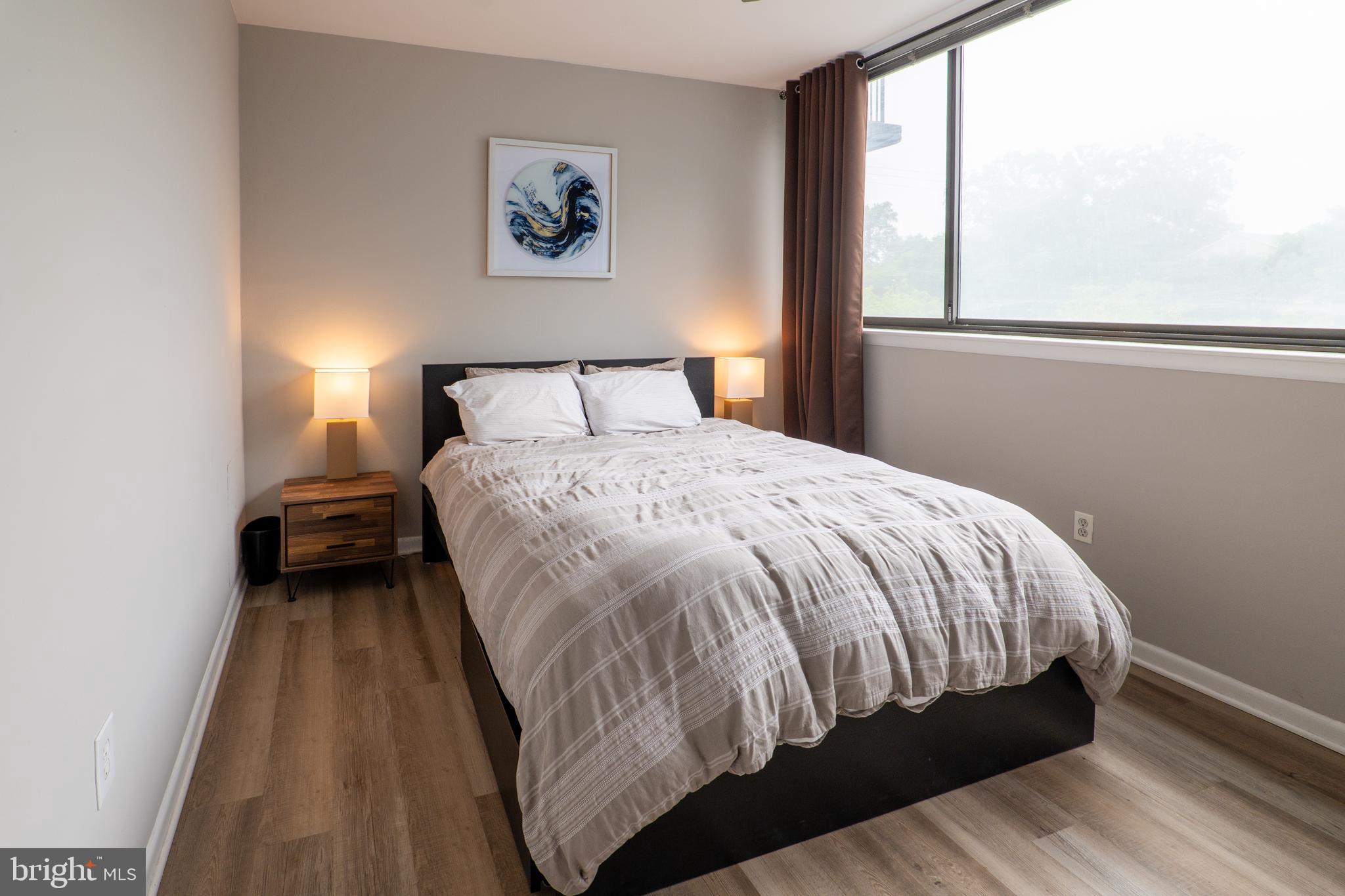 LORCOM HOUSE - Residential Lease