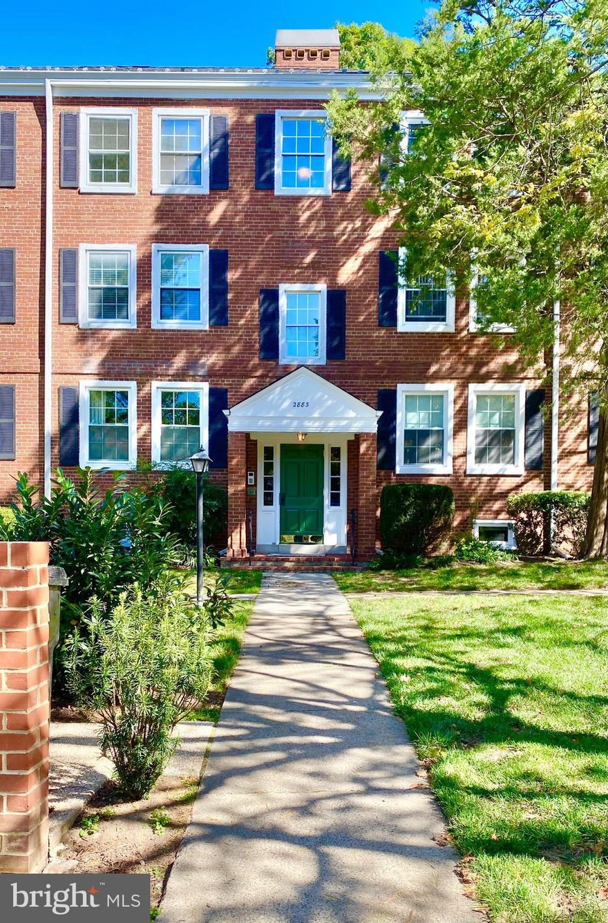 Welcome to 2883 S. Abingdon St, Unit B1 in Arlington, VA! Fantastic 1 BR/ 1BA features updated kitchen with stainless steel appliances and charming balcony off the dining room. Washer/ dryer in unit. Walk to Shirlington, public transportation, parks and pools. Great location inside the beltway! Water, sewer, & trash removal included. NO PETS PLEASE.