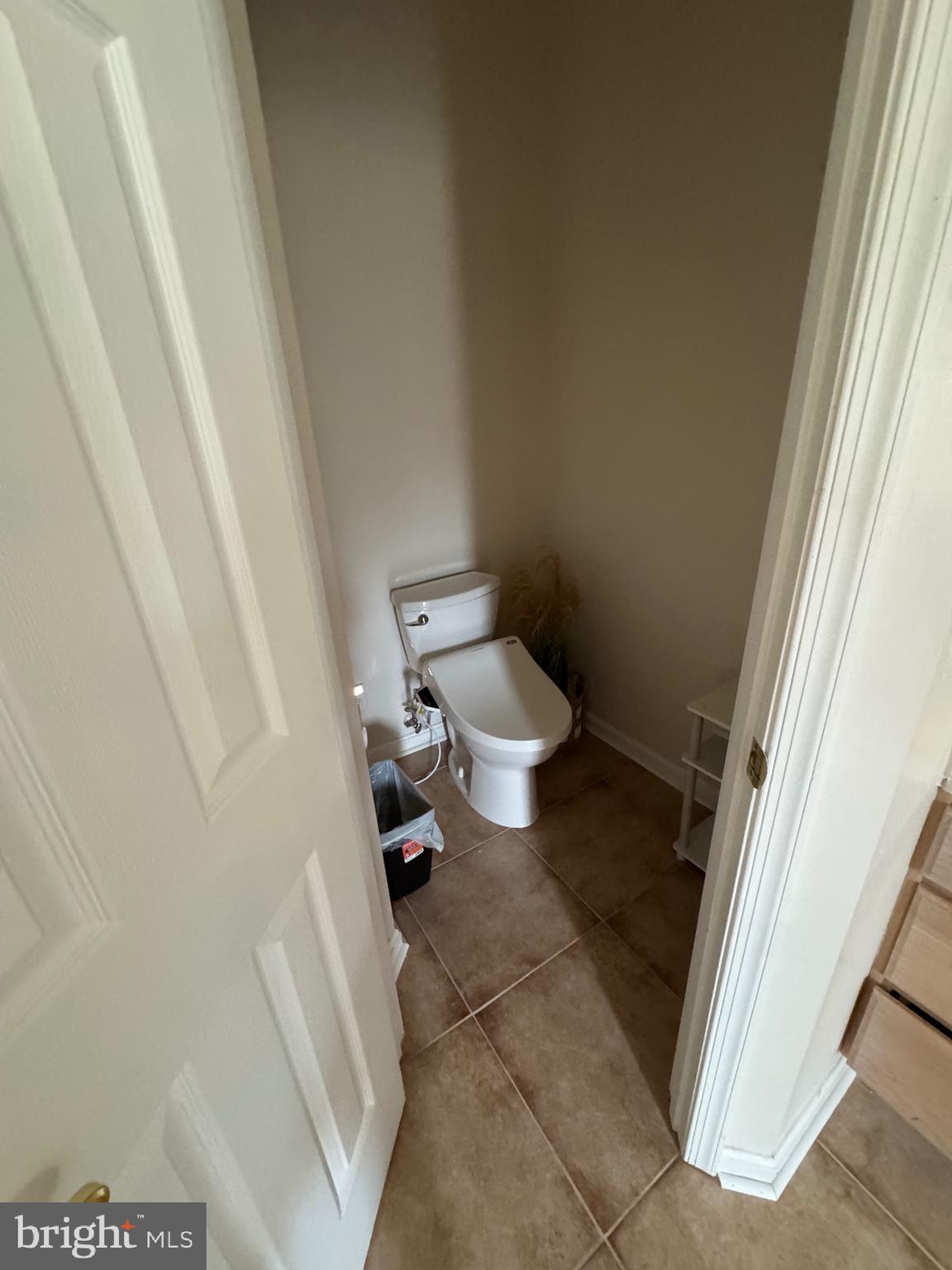 INDIAN RIDGE-PLAT FIVE> - Residential