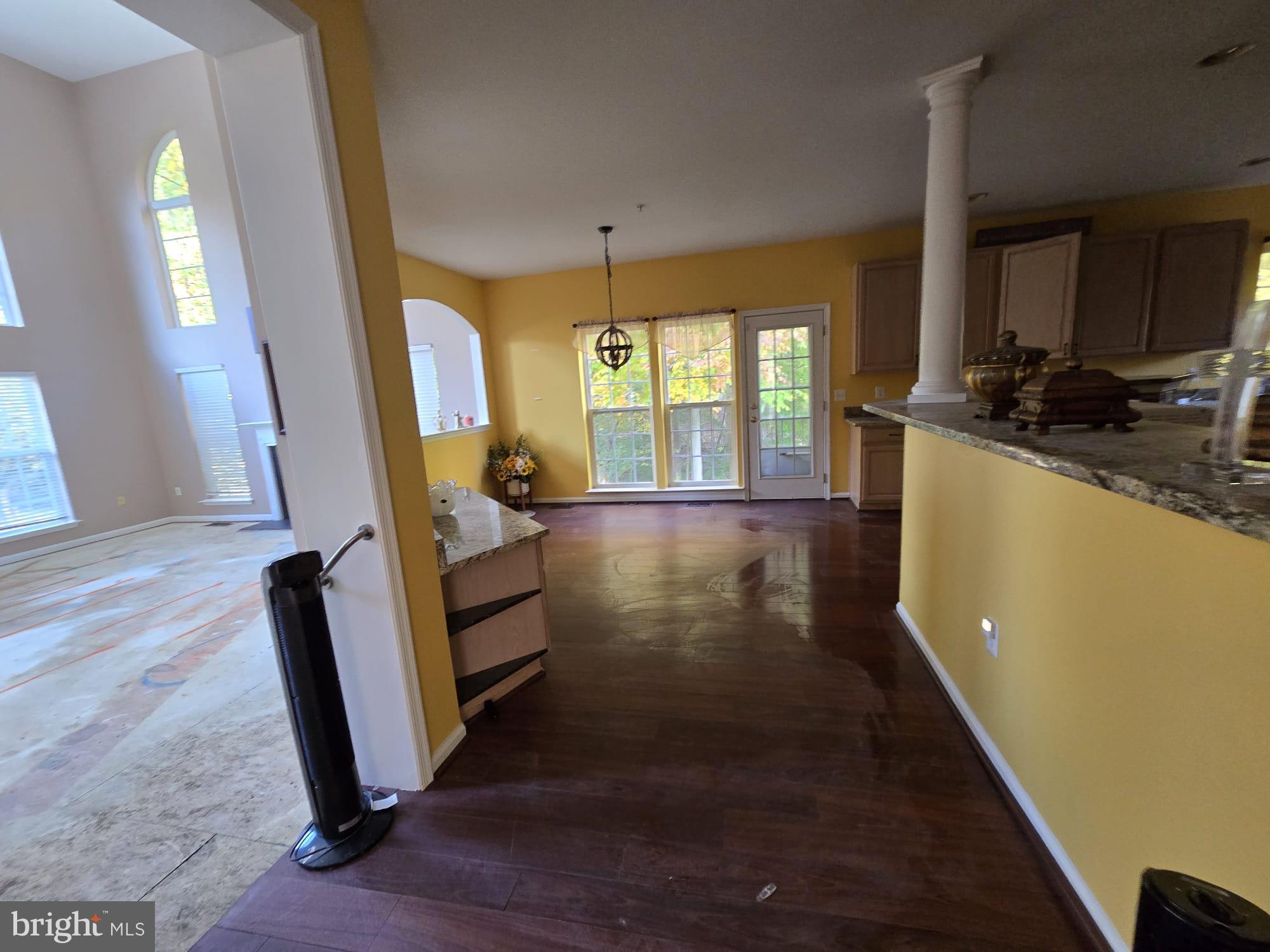 INDIAN RIDGE-PLAT FIVE> - Residential