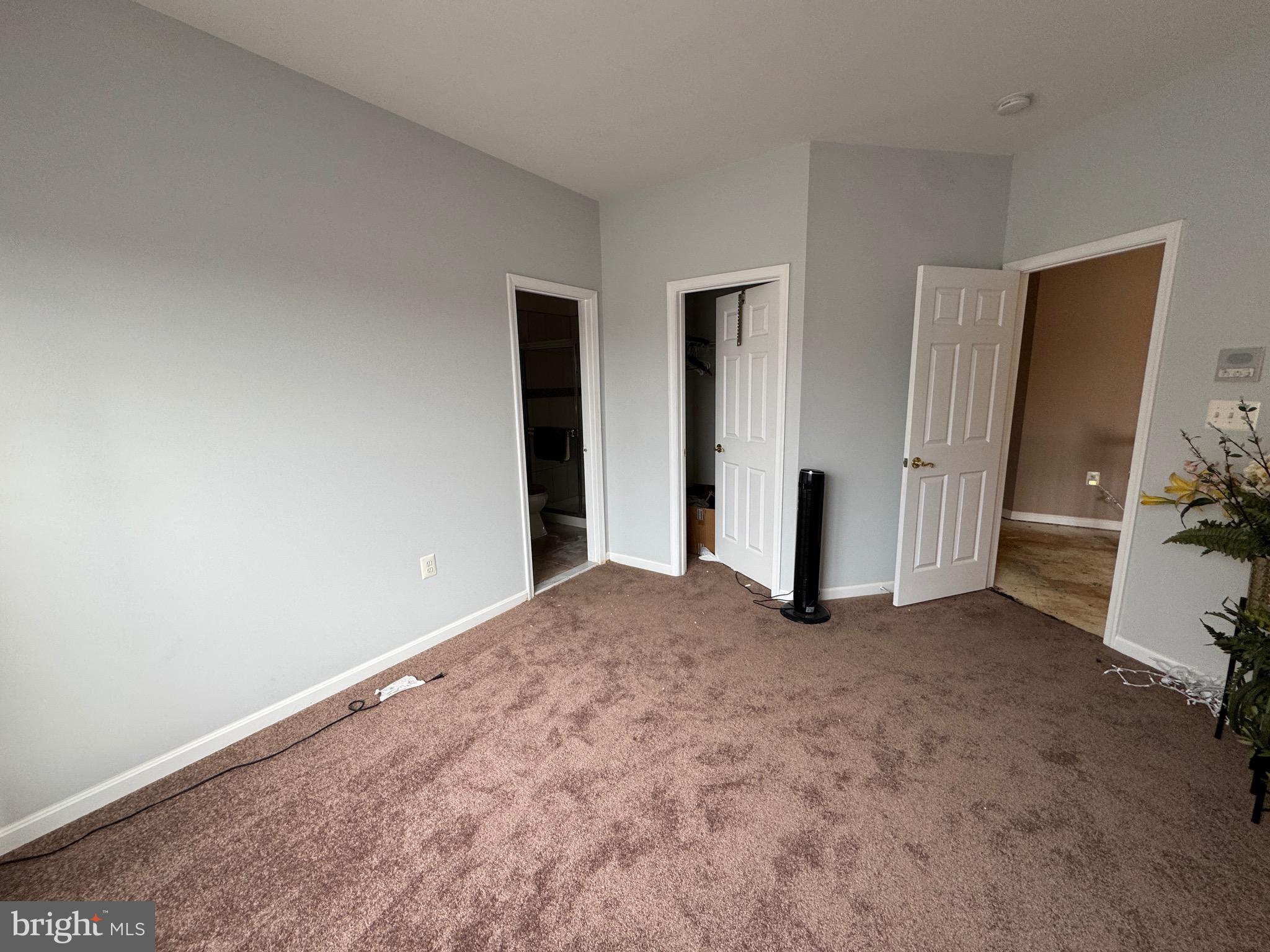 INDIAN RIDGE-PLAT FIVE> - Residential