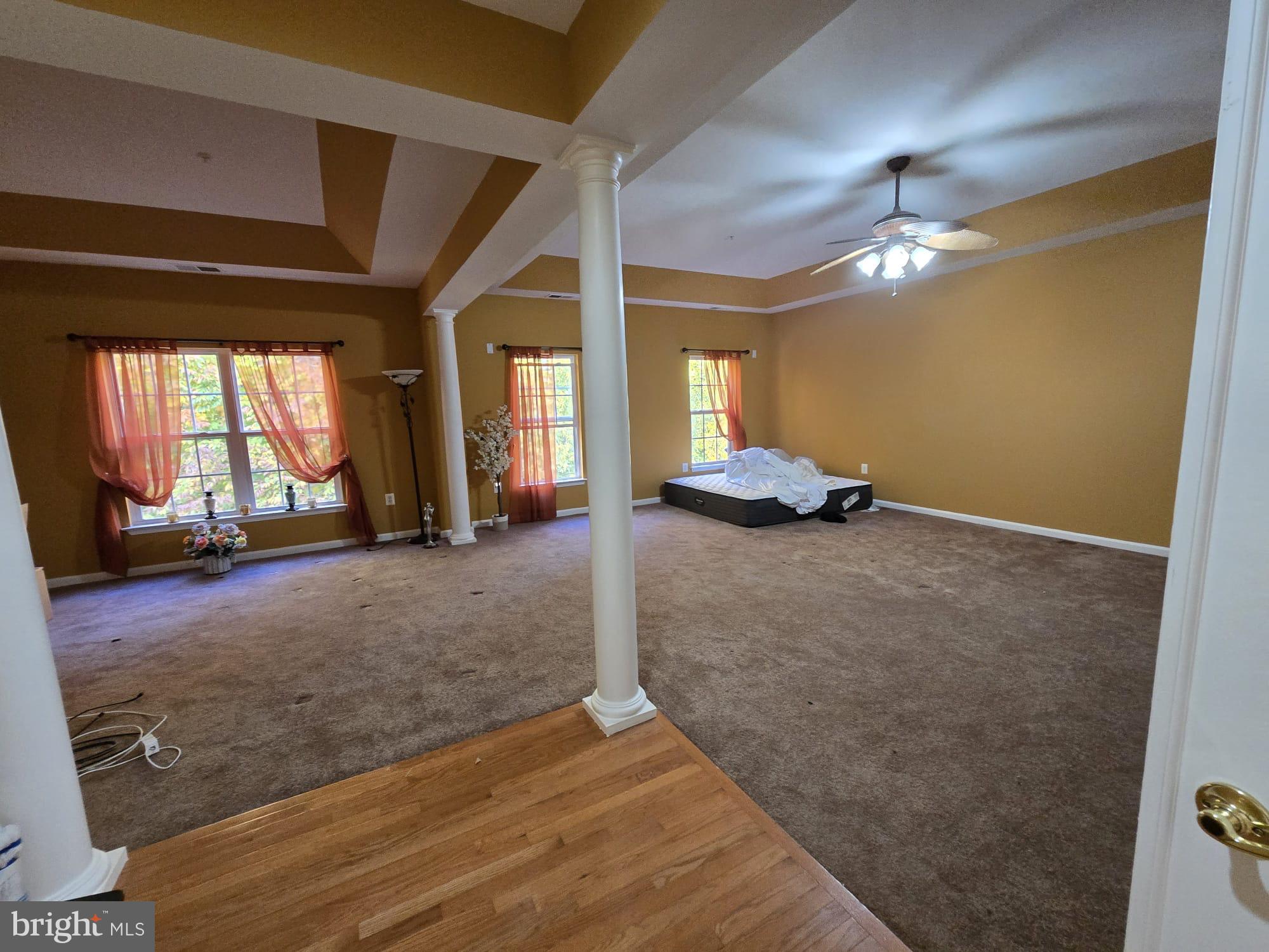 INDIAN RIDGE-PLAT FIVE> - Residential