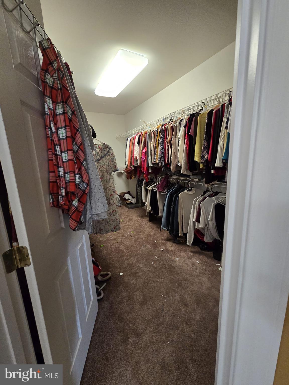 INDIAN RIDGE-PLAT FIVE> - Residential