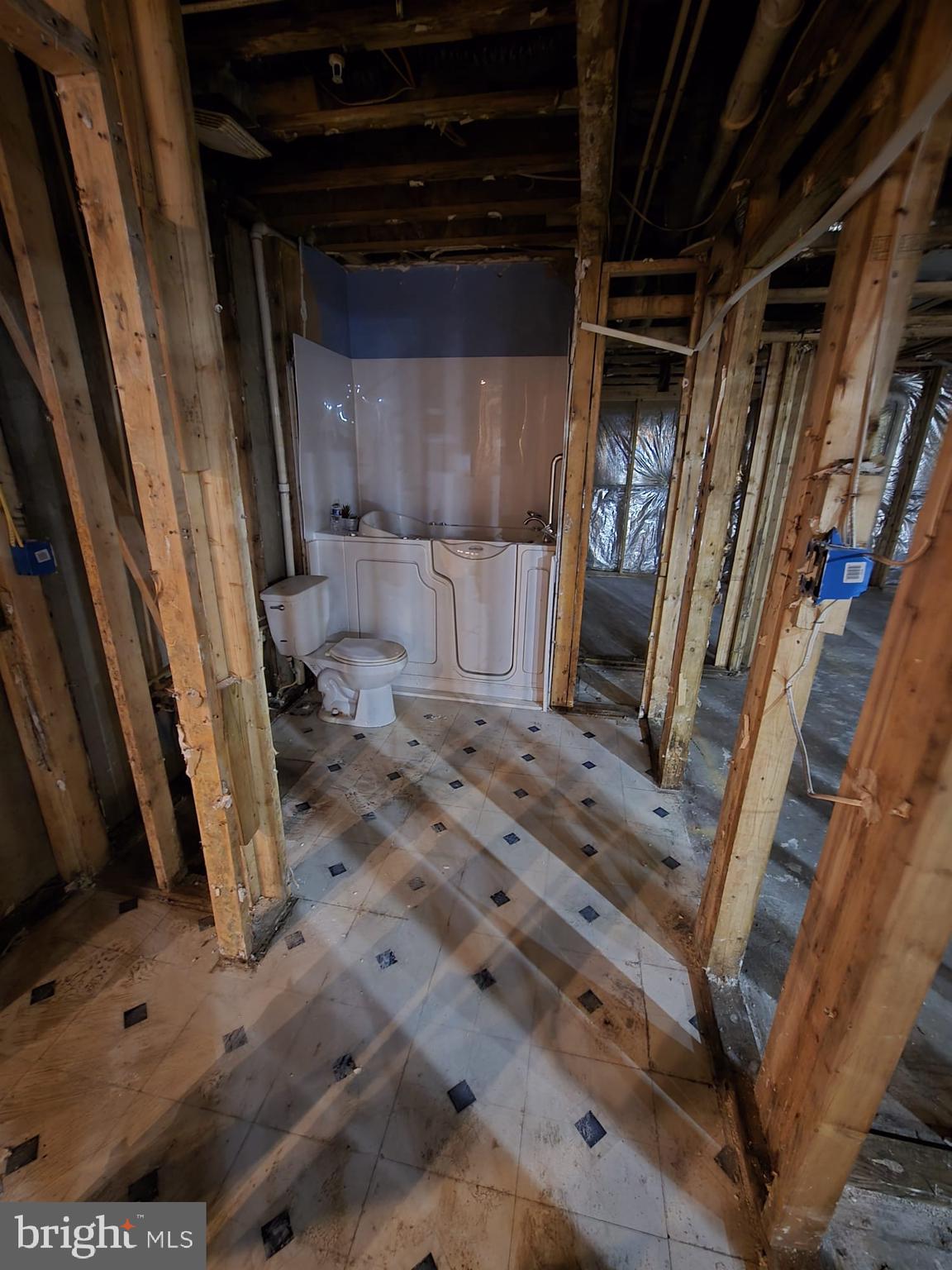 INDIAN RIDGE-PLAT FIVE> - Residential