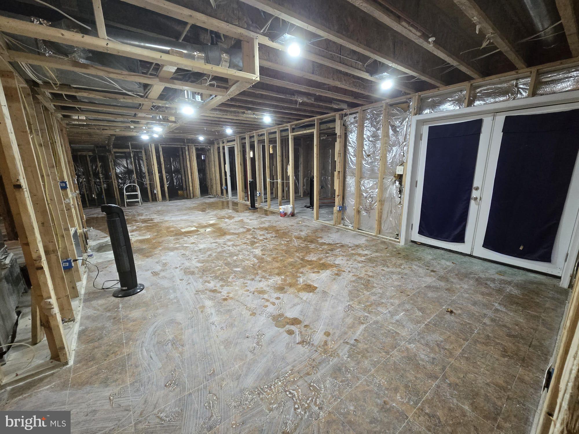 INDIAN RIDGE-PLAT FIVE> - Residential