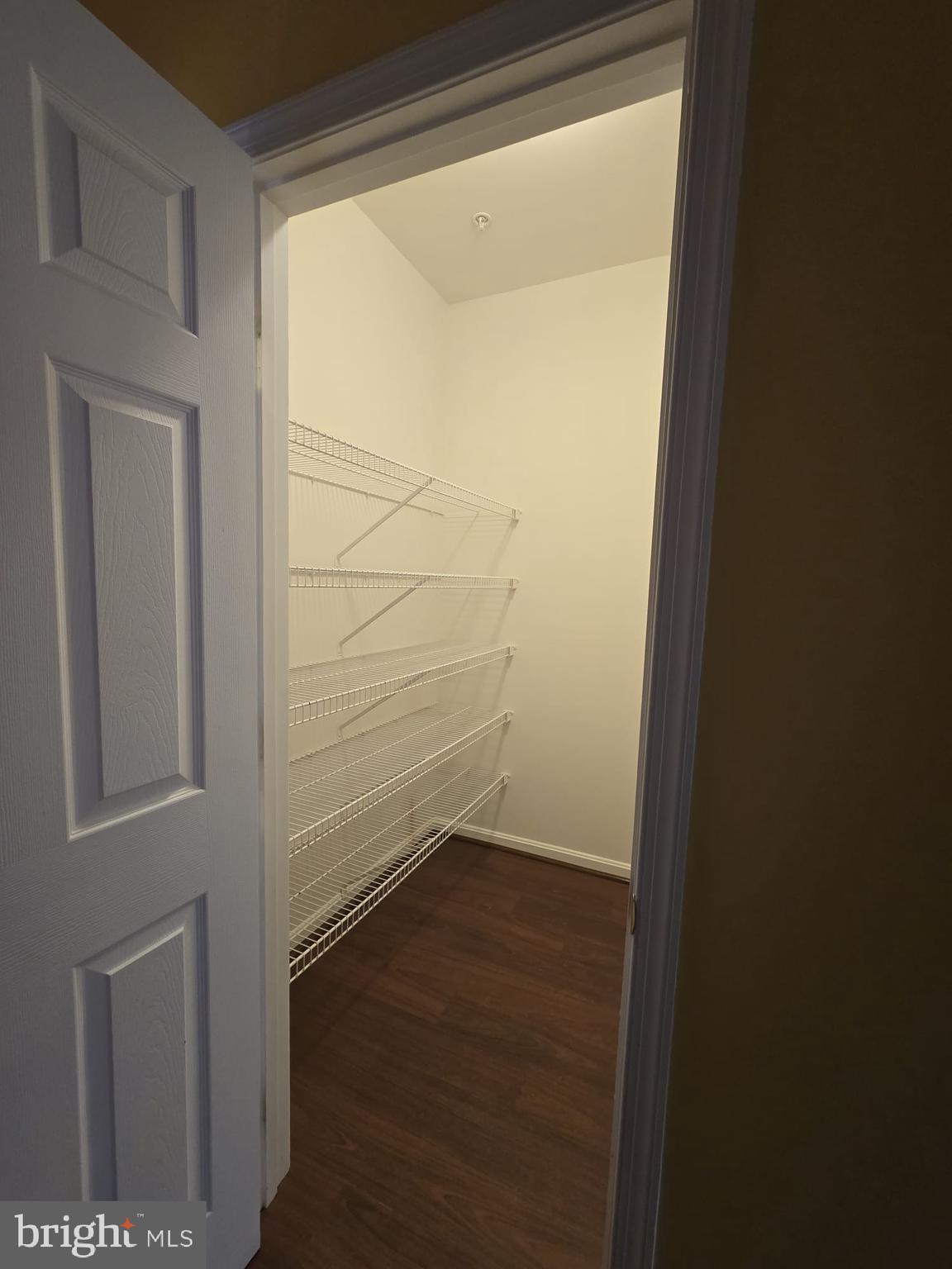 INDIAN RIDGE-PLAT FIVE> - Residential