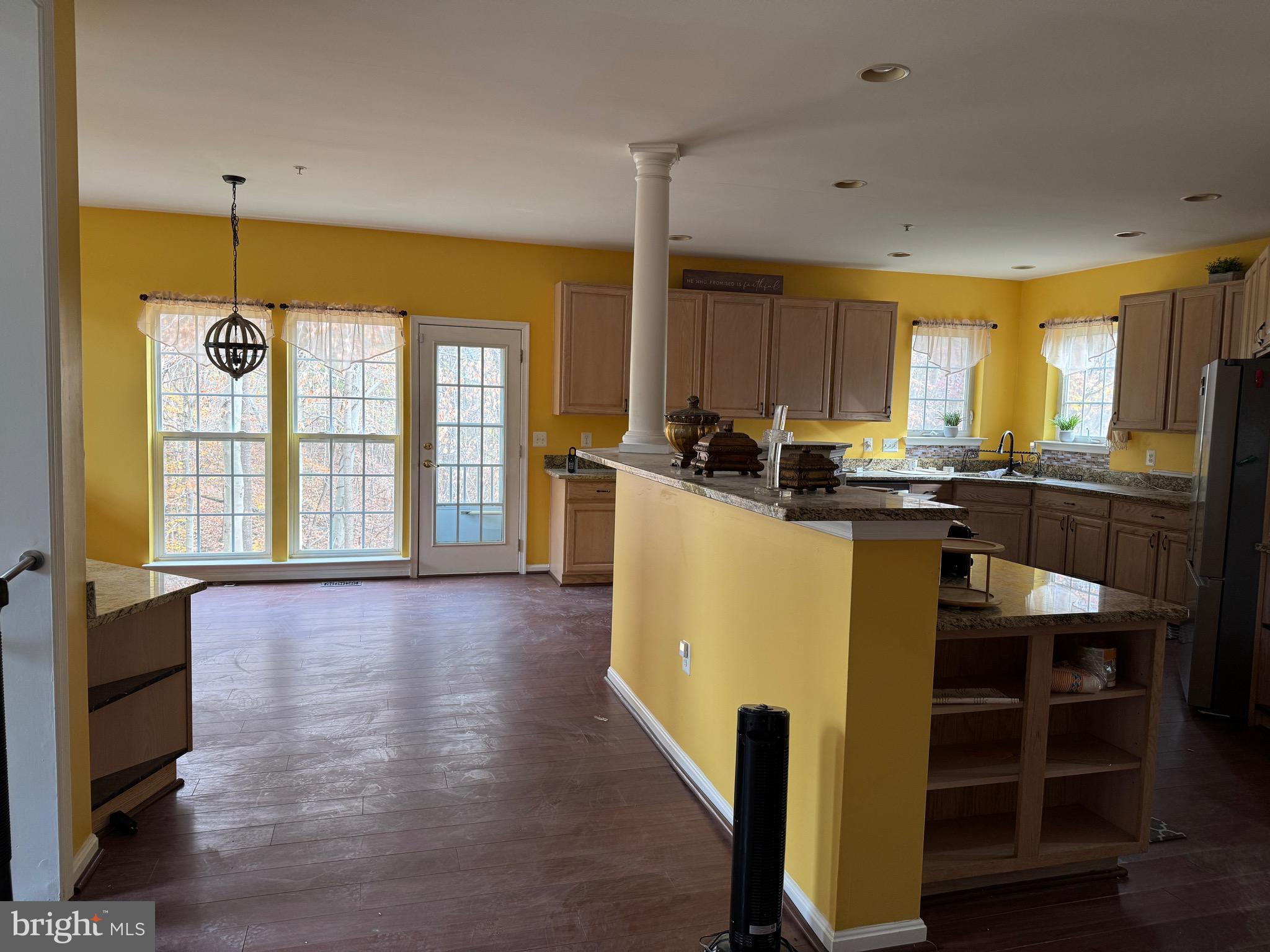 INDIAN RIDGE-PLAT FIVE> - Residential