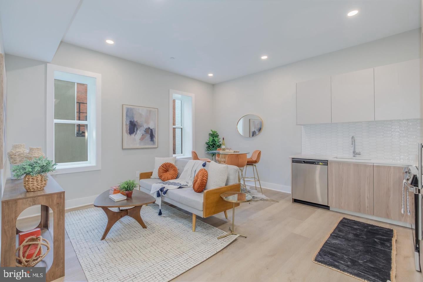 933 N STREET NW 207